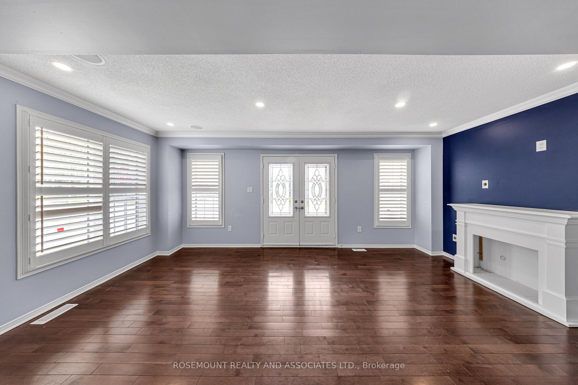 Photo 5 of 128 Barnham Street, Ajax, Central East — HOMEH