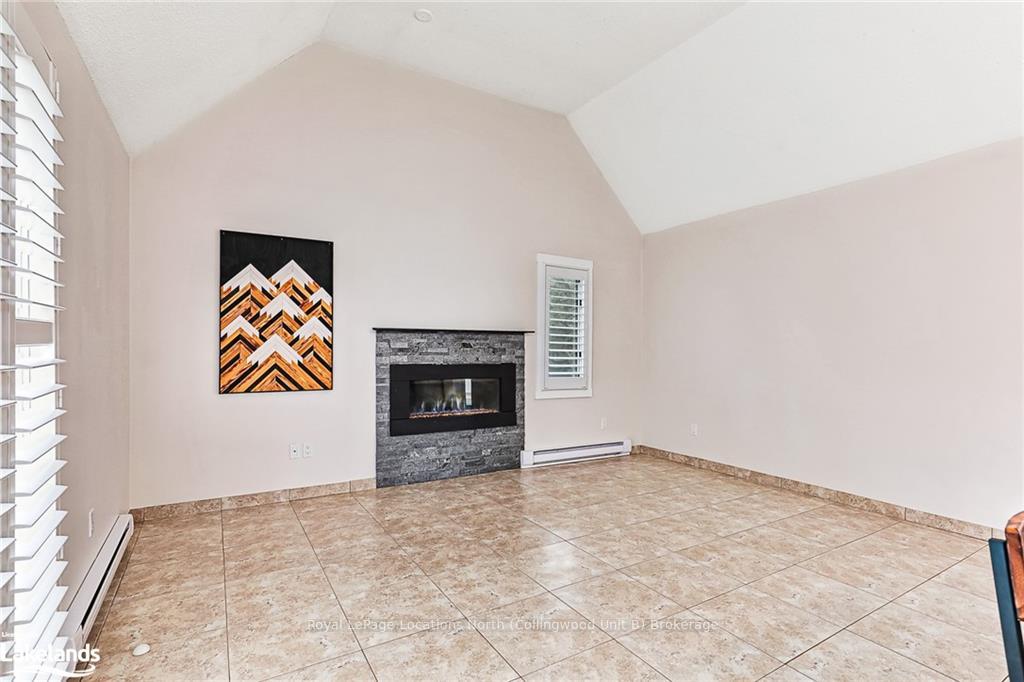 Photo 18 of 438 Oxbow Crescent, Collingwood — HOMEH