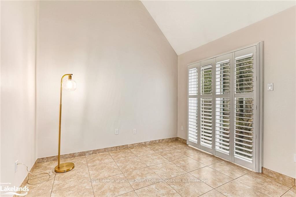 Photo 26 of 438 Oxbow Crescent, Collingwood — HOMEH