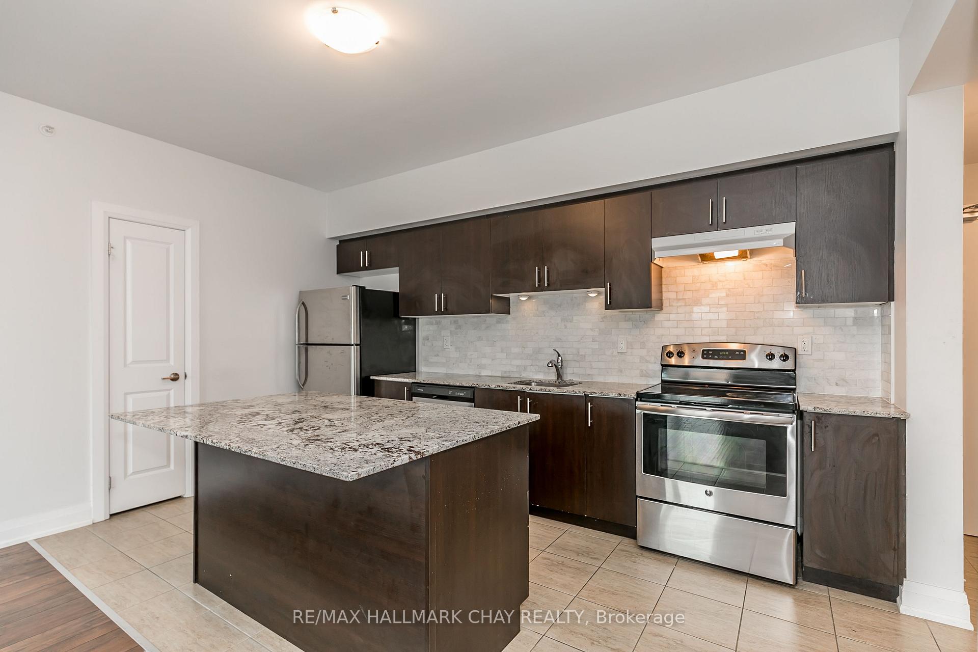 Photo 20 of Unit 310, 299 Cundles Road E, Barrie, Cundles East — HOMEH