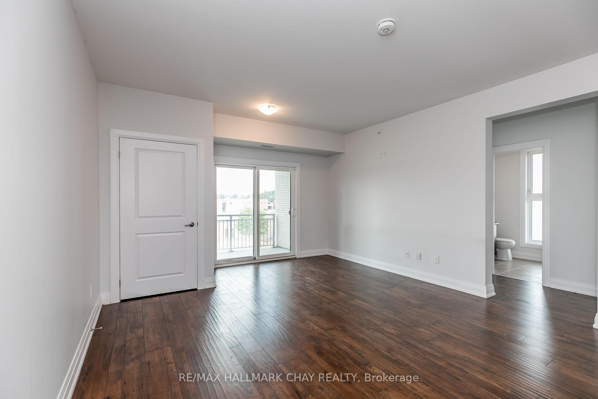 Photo 7 of Unit 310, 299 Cundles Road E, Barrie, Cundles East — HOMEH