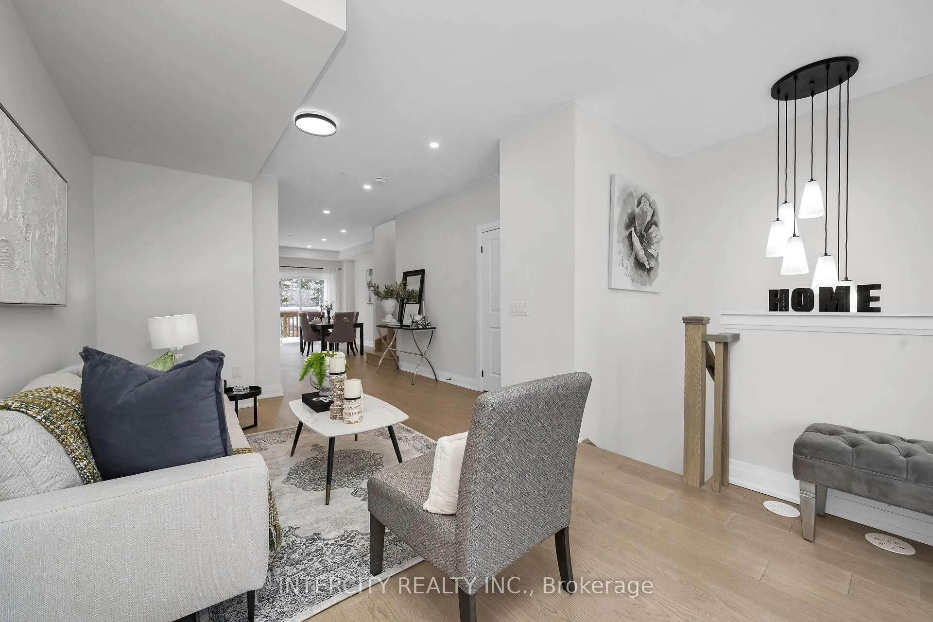 Photo 4 of Unit Unit 17, 67 Marret Lane, Clarington, Newcastle — HOMEH