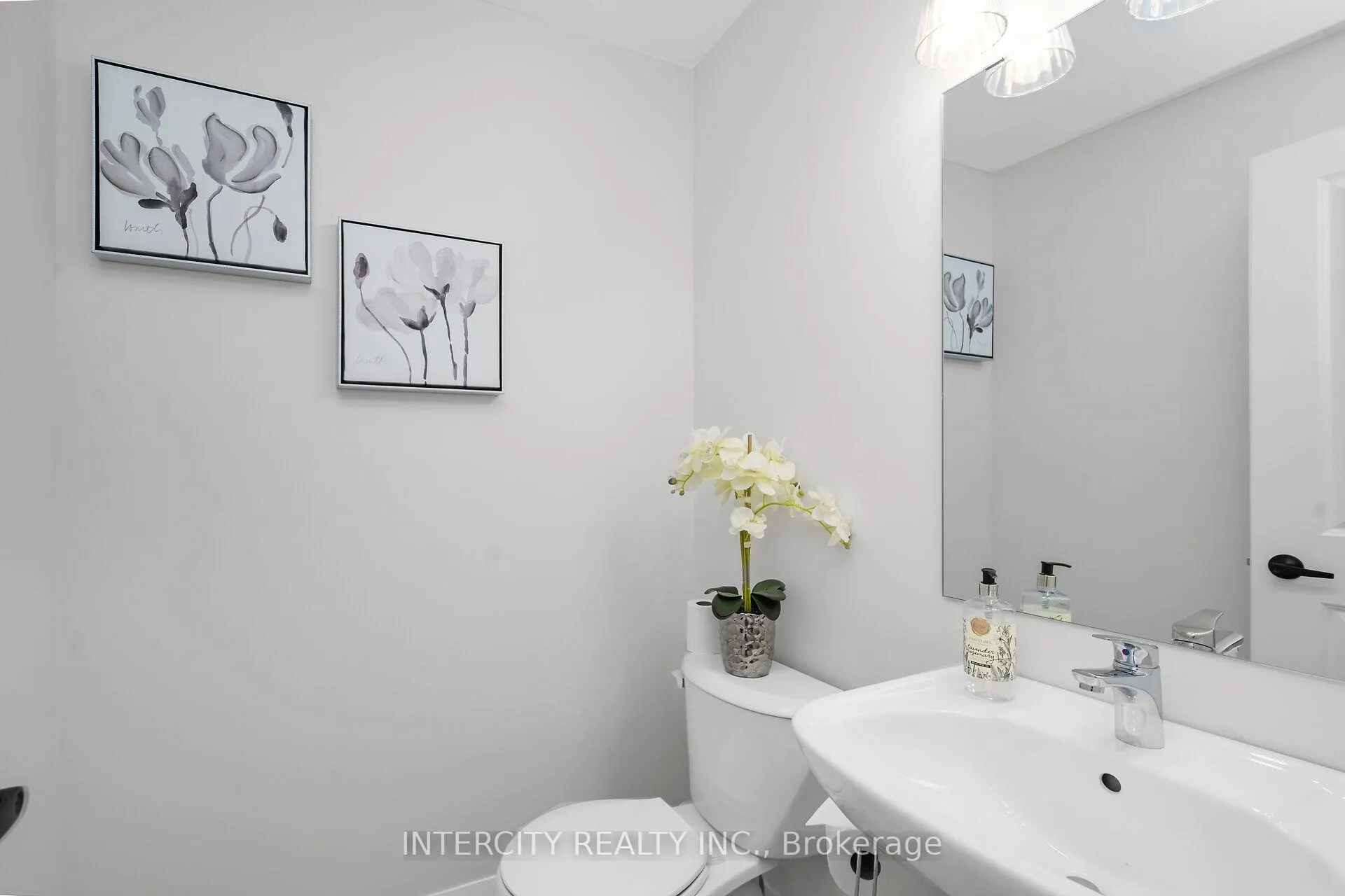 Photo 12 of Unit Unit 17, 67 Marret Lane, Clarington, Newcastle — HOMEH