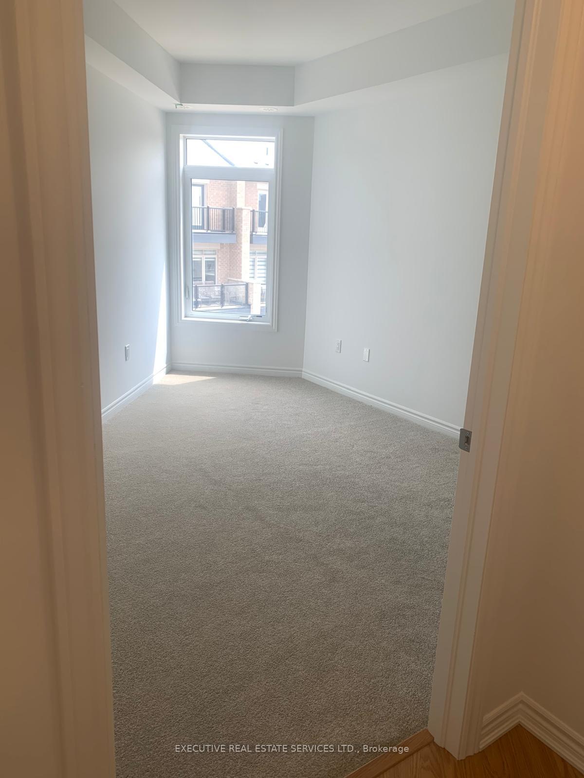 Photo 13 of Unit # 302, 439 Dougall Avenue, Caledon, Rural Caledon — HOMEH