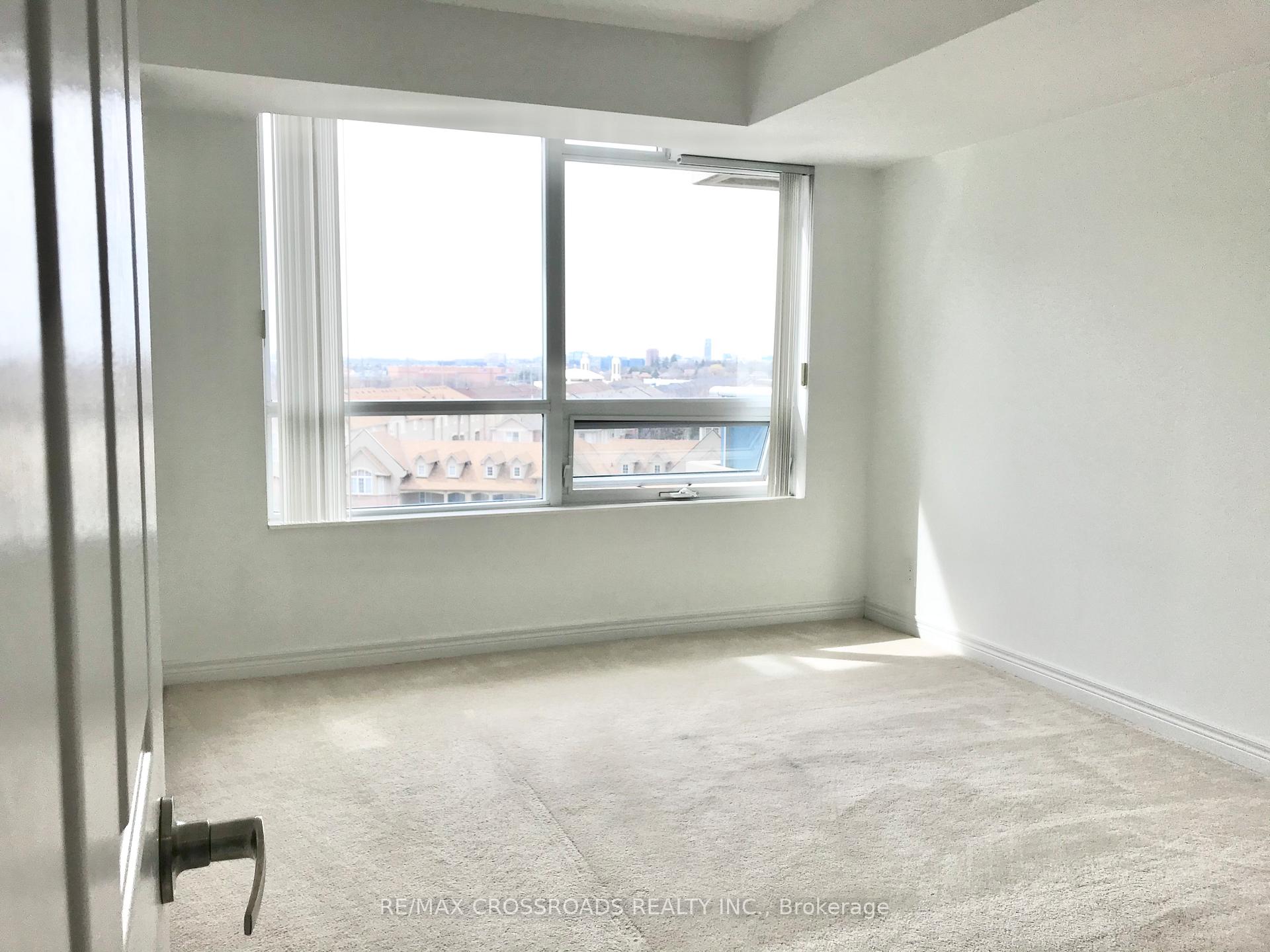 Photo 10 of Unit 807, 33 Cox Boulevard, Markham, Unionville — HOMEH
