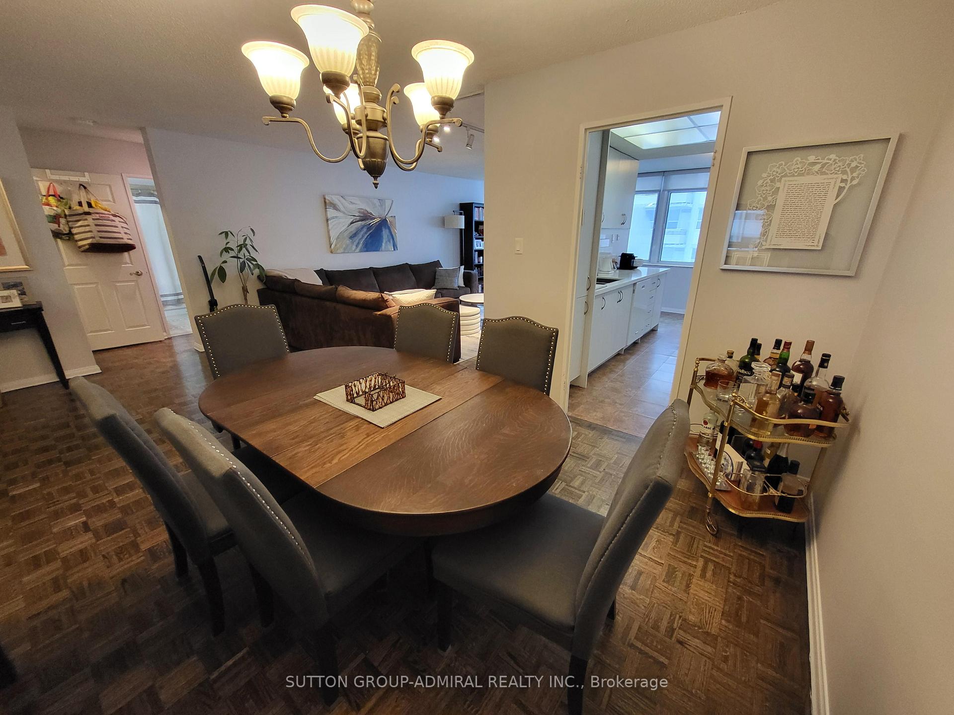 Photo 9 of Unit 1009, 3000 Bathurst Street, Toronto, Englemount-Lawrence — HOMEH