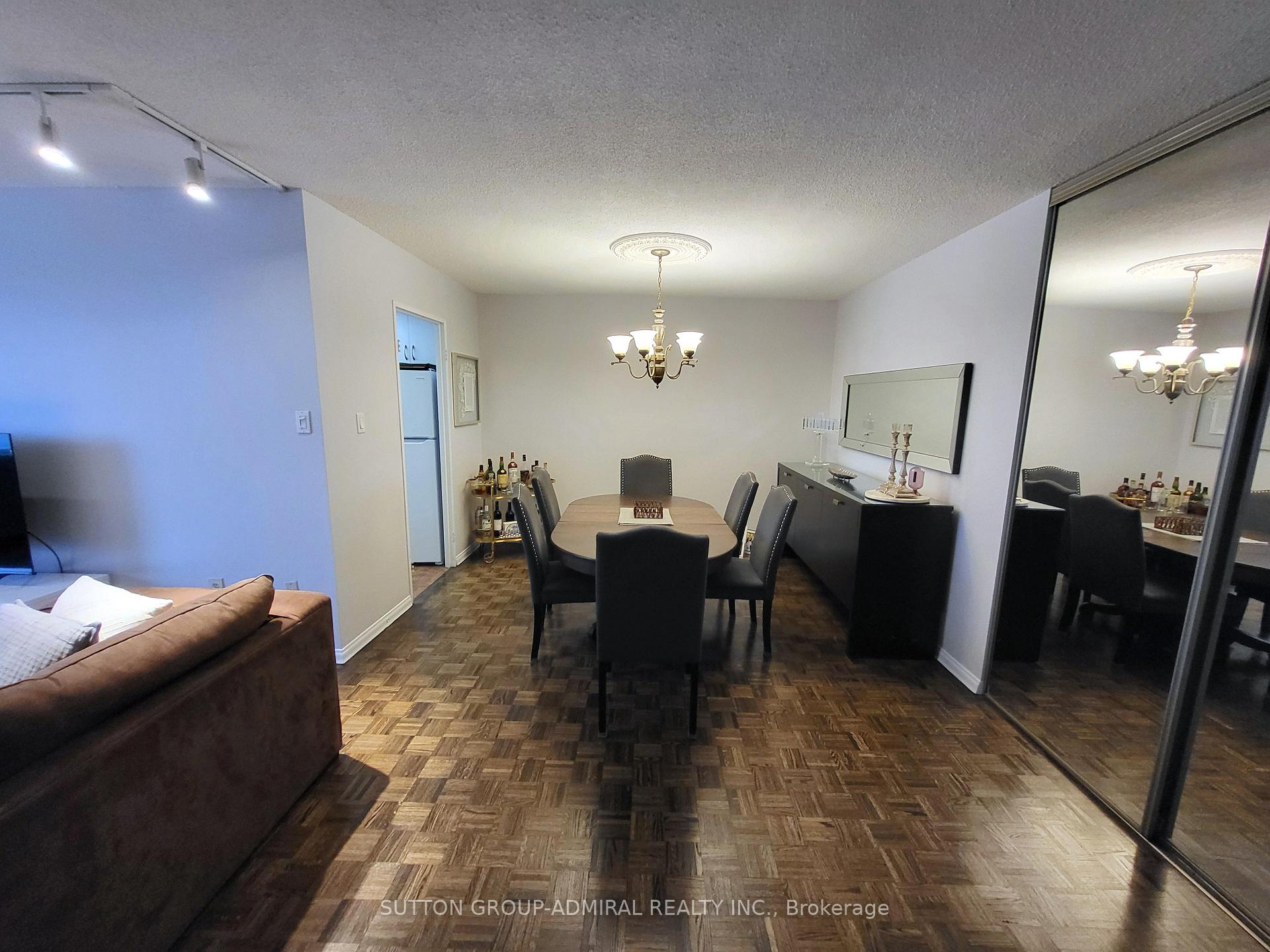 Photo 12 of Unit 1009, 3000 Bathurst Street, Toronto, Englemount-Lawrence — HOMEH