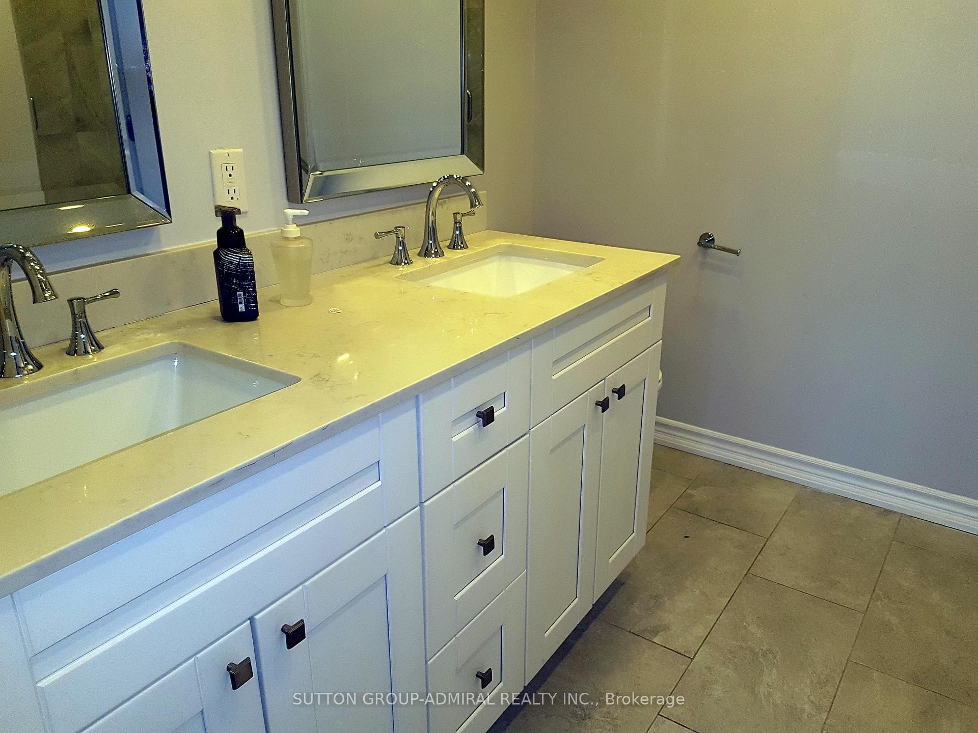Photo 22 of Unit 1009, 3000 Bathurst Street, Toronto, Englemount-Lawrence — HOMEH