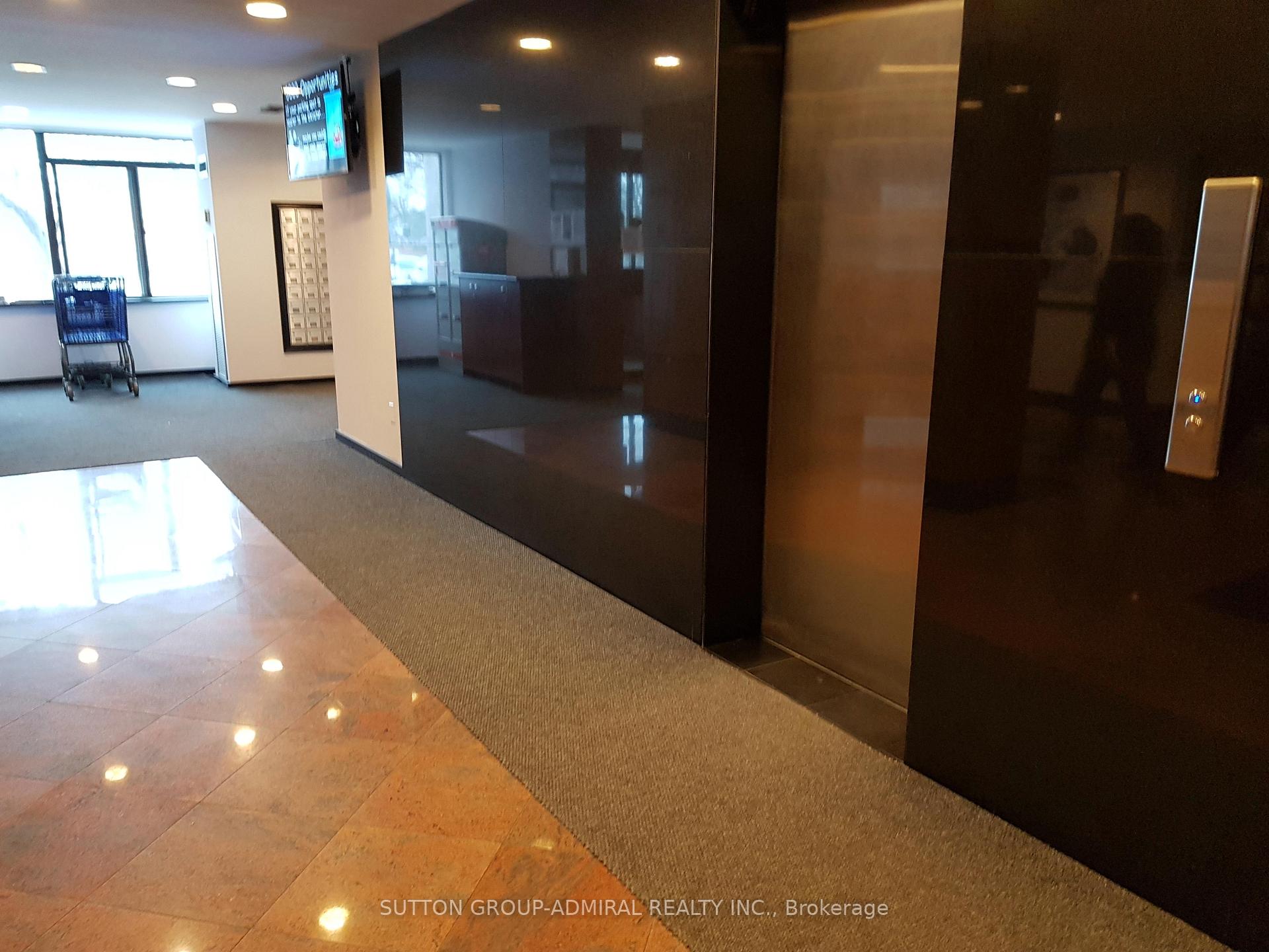 Photo 35 of Unit 1009, 3000 Bathurst Street, Toronto, Englemount-Lawrence — HOMEH