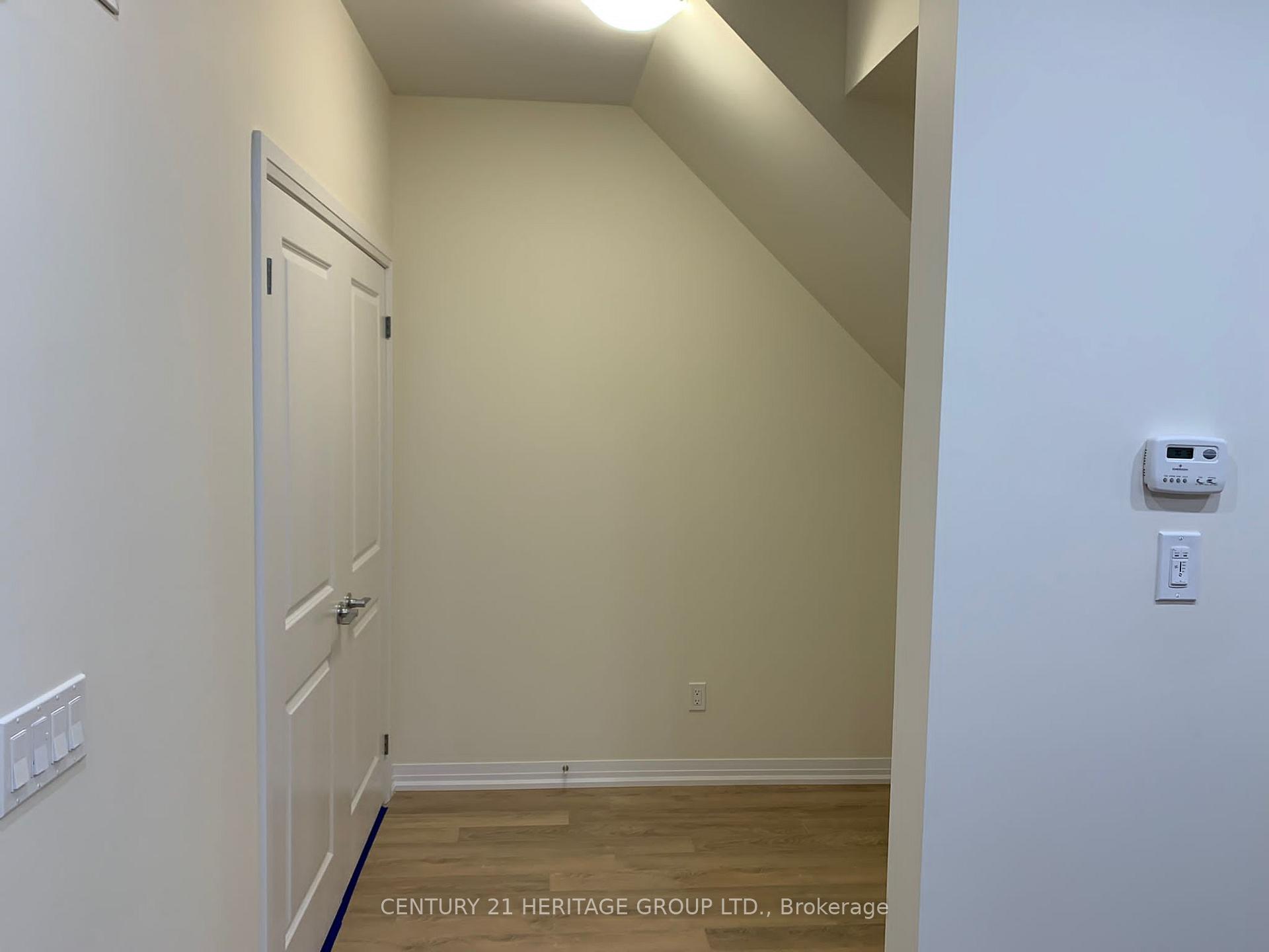 Photo 6 of Unit 308, 2635 William Jackson Drive, Pickering, Duffin Heights — HOMEH