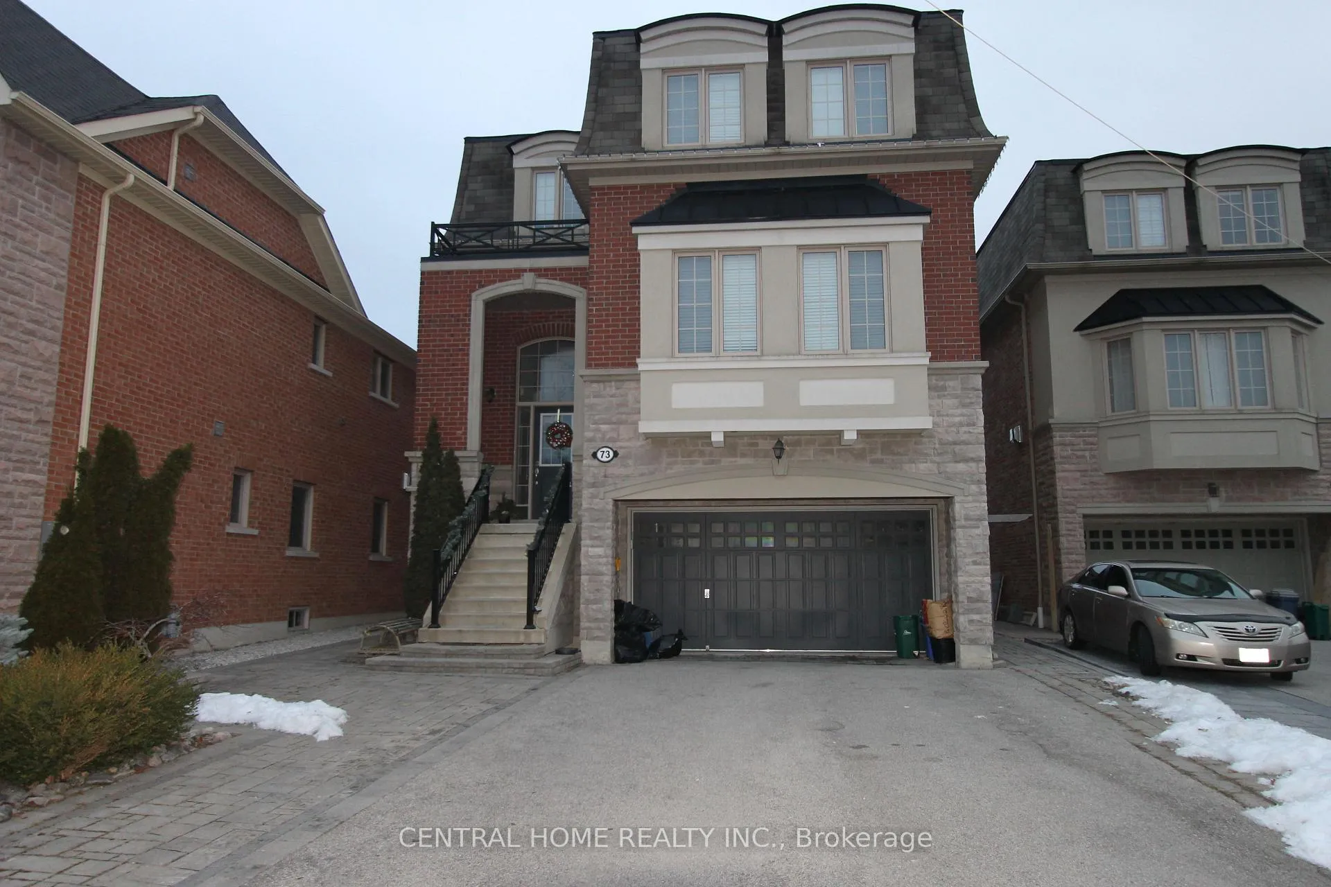 Photo 1 of 73 Headwater Crescent, Richmond Hill, Oak Ridges Lake Wilcox — HOMEH