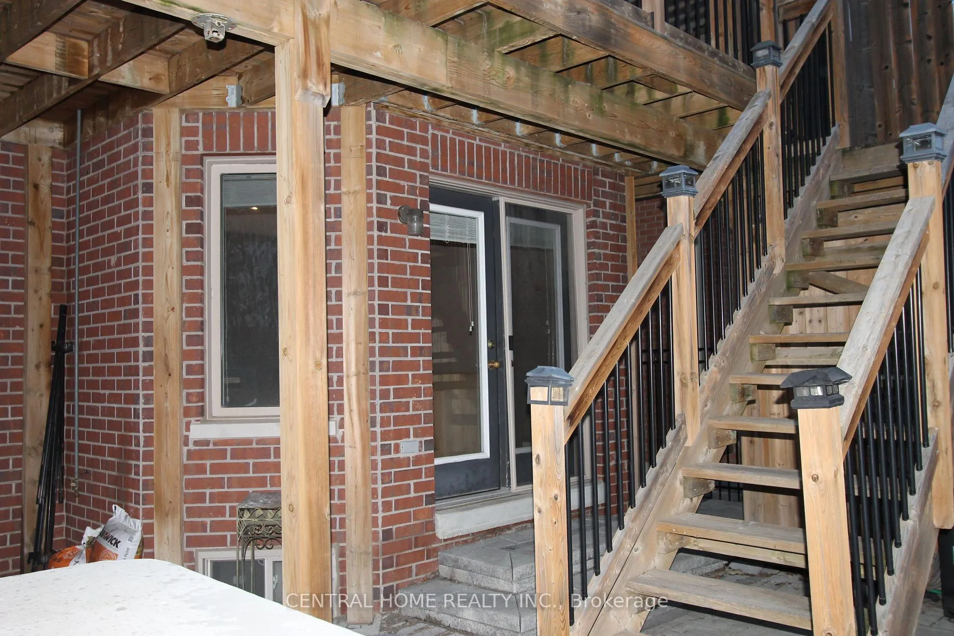 Photo 4 of 73 Headwater Crescent, Richmond Hill, Oak Ridges Lake Wilcox — HOMEH