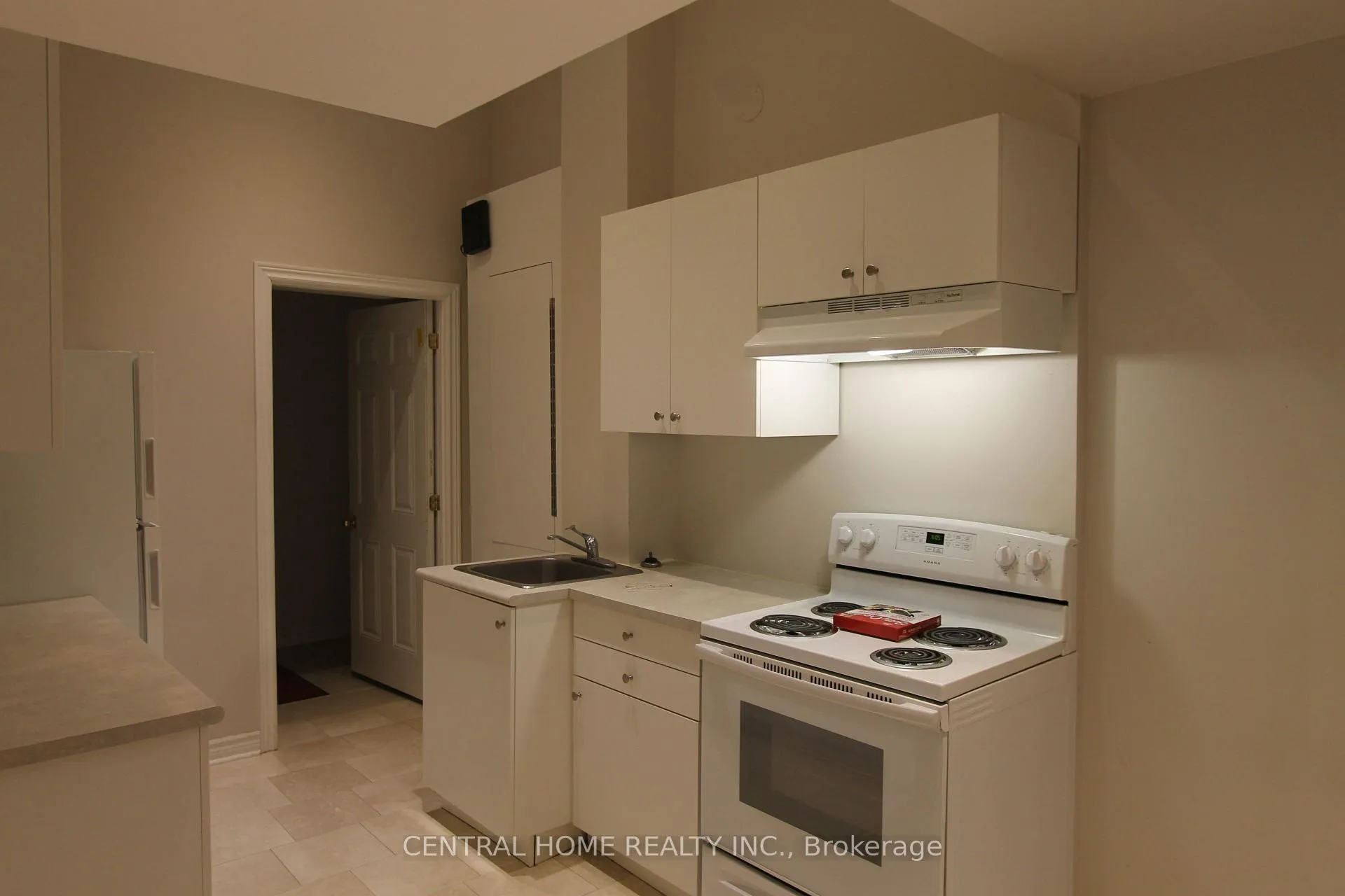 Photo 11 of 73 Headwater Crescent, Richmond Hill, Oak Ridges Lake Wilcox — HOMEH