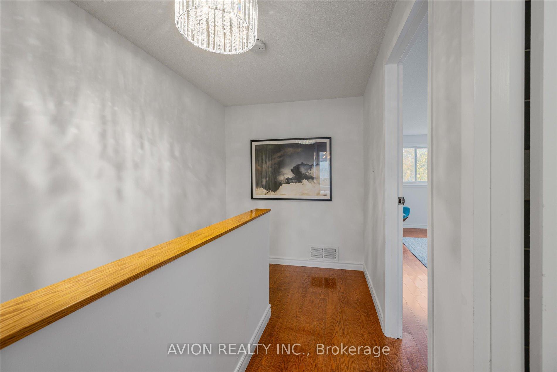 Photo 47 of 11 Woodglen Way, Markham, Unionville — HOMEH