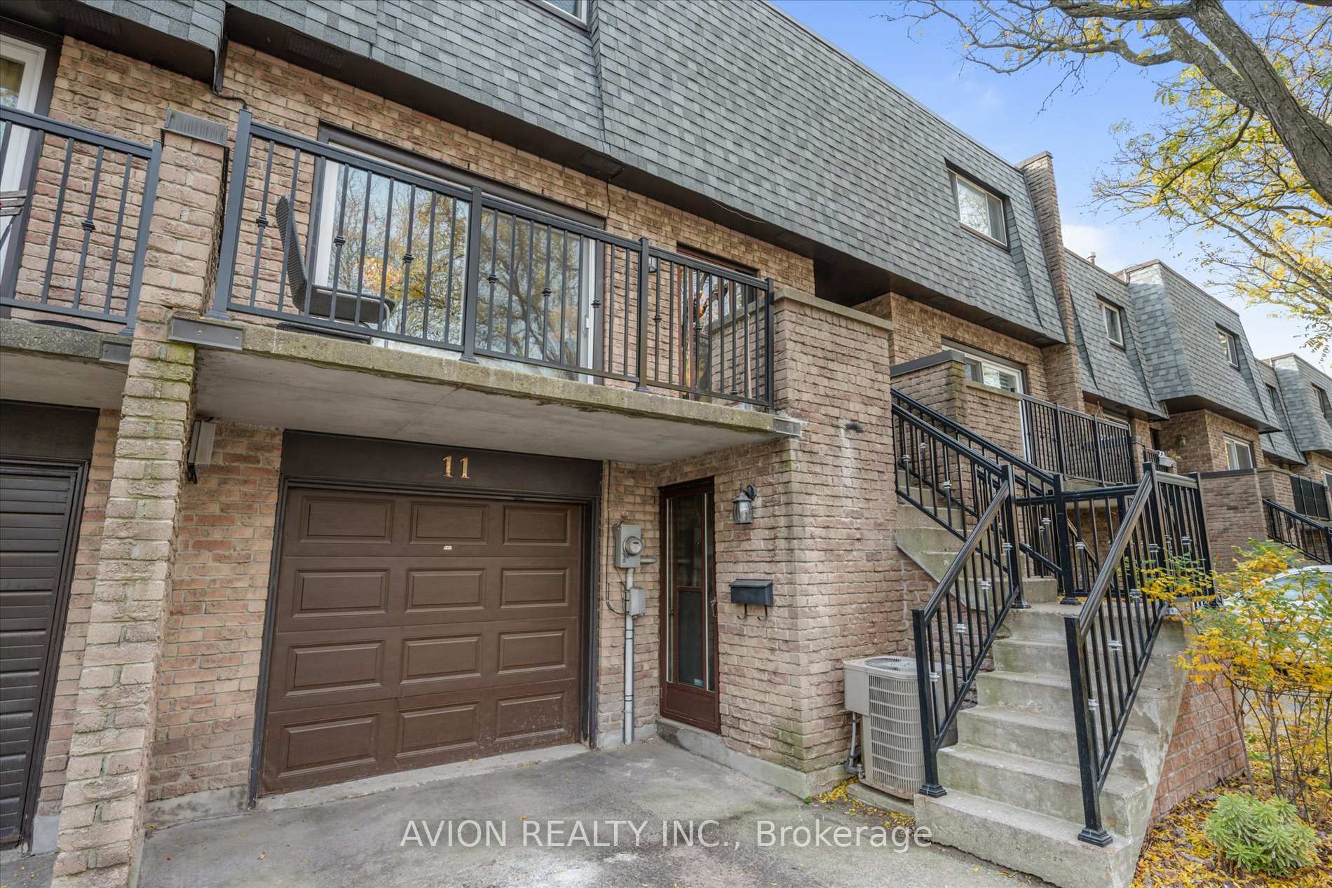 Photo 24 of 11 Woodglen Way, Markham, Unionville — HOMEH