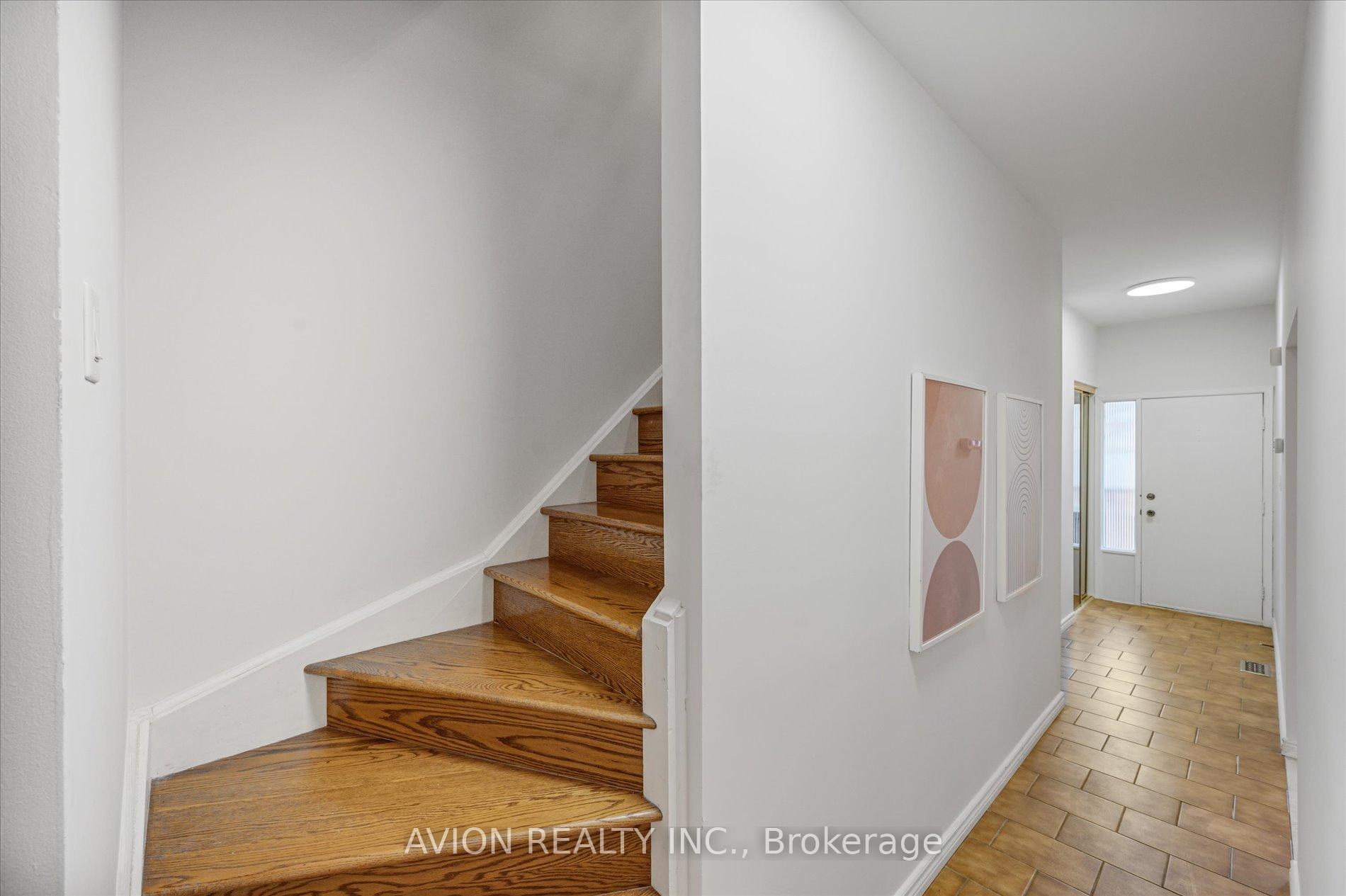 Photo 37 of 11 Woodglen Way, Markham, Unionville — HOMEH