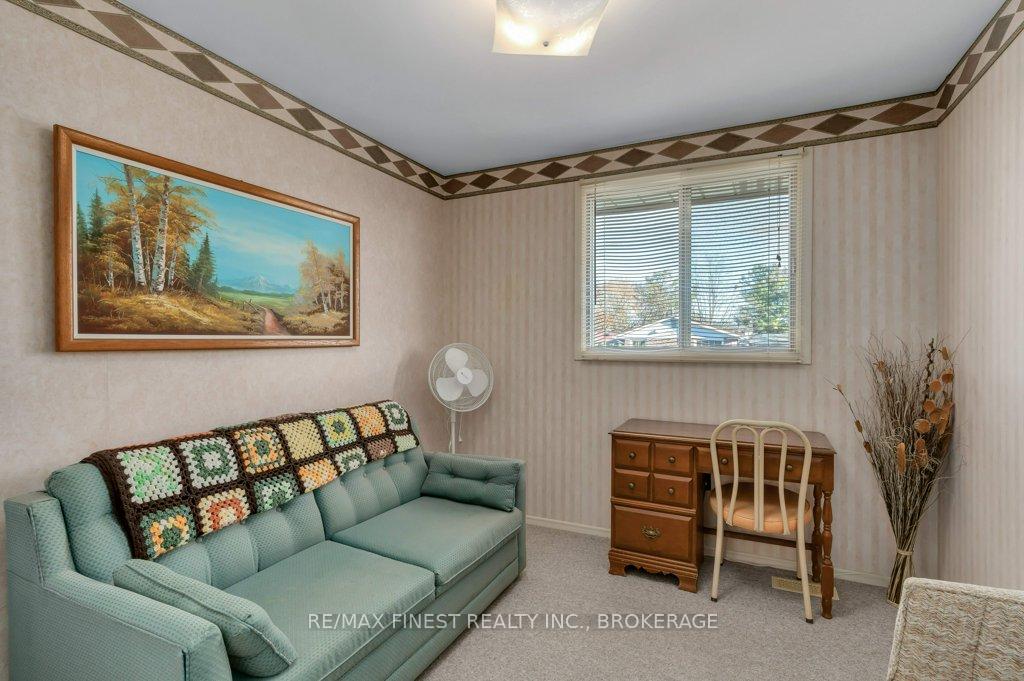 Photo 21 of Unit 6, 863 Oakview Avenue W, Kingston, South of Taylor-Kidd Blvd — HOMEH