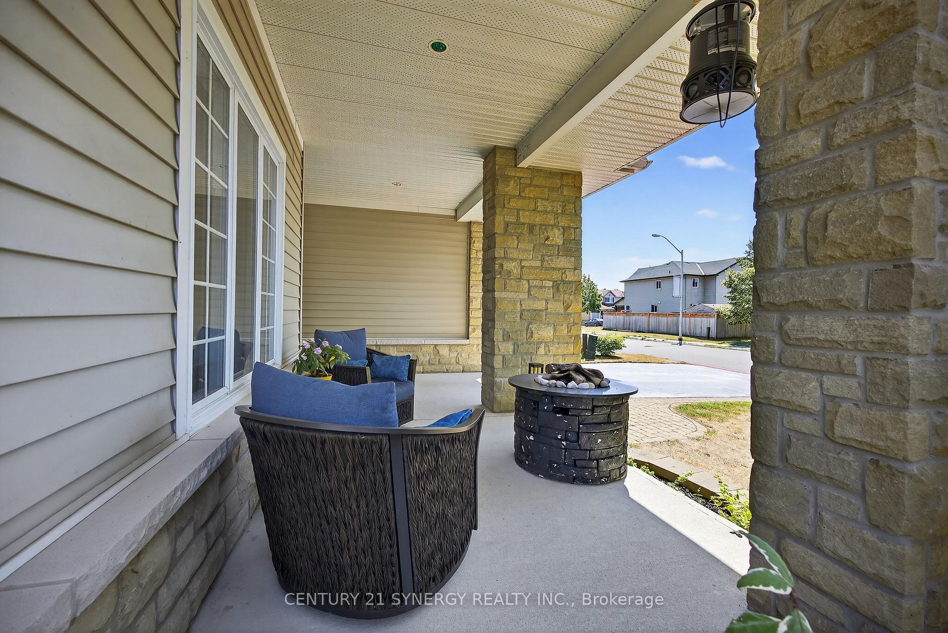 Photo 3 of 53 Peckett Drive, Carleton Place — HOMEH
