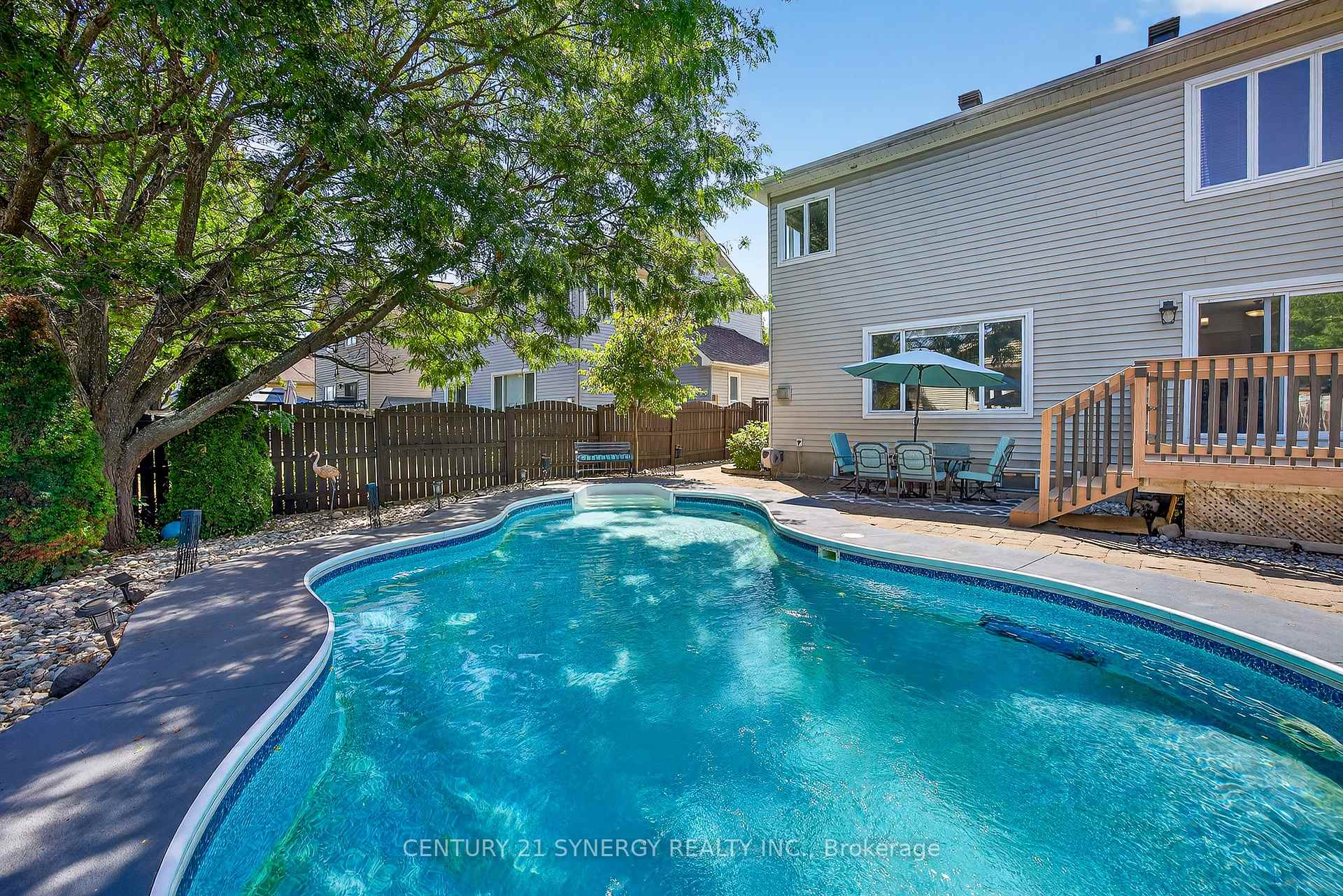 Photo 16 of 53 Peckett Drive, Carleton Place — HOMEH