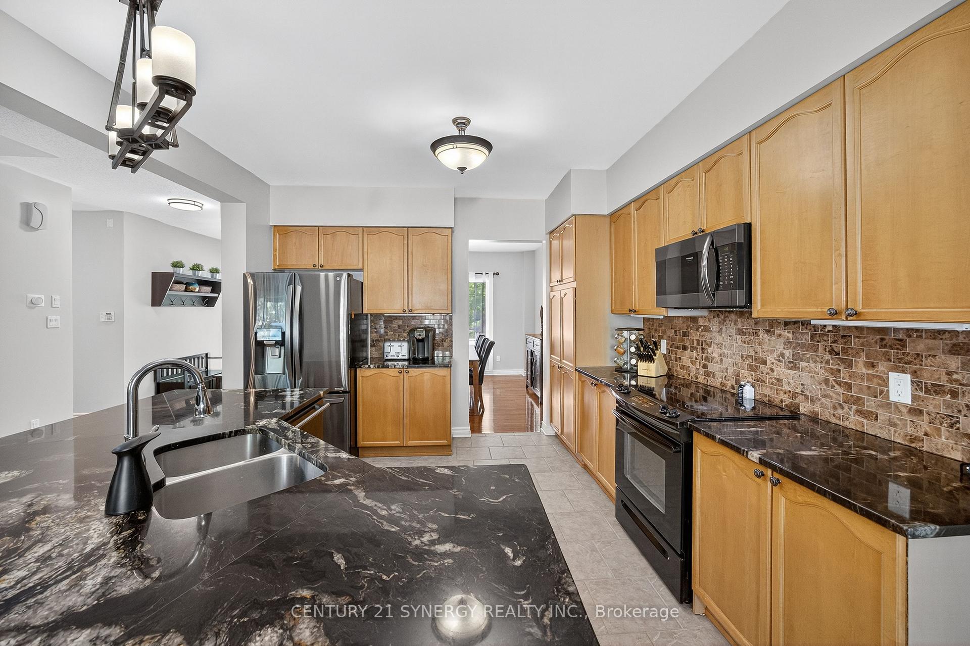 Photo 14 of 53 Peckett Drive, Carleton Place — HOMEH