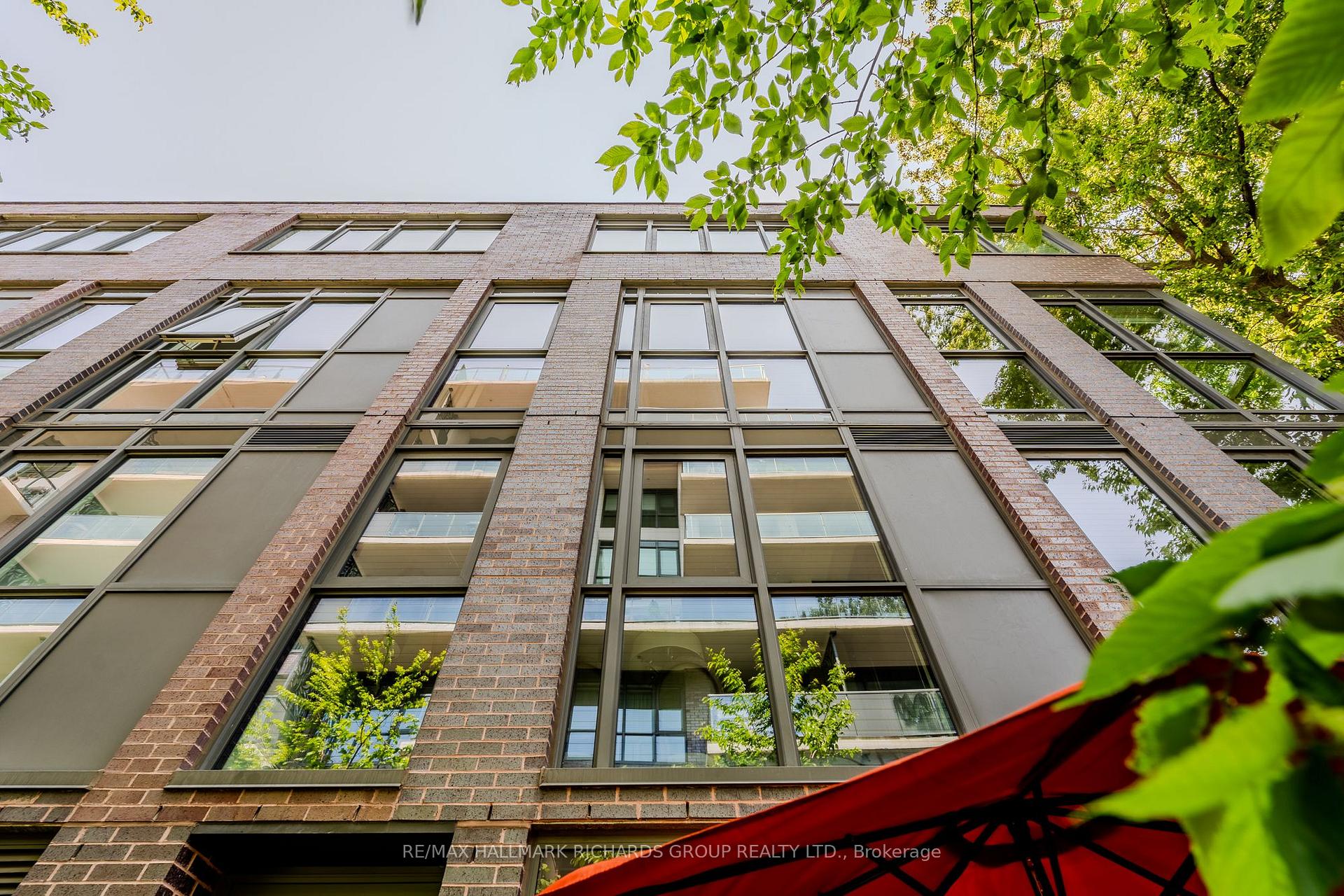 Photo 4 of Unit TH2, 1331 Queen Street E, Toronto, Greenwood-Coxwell — HOMEH