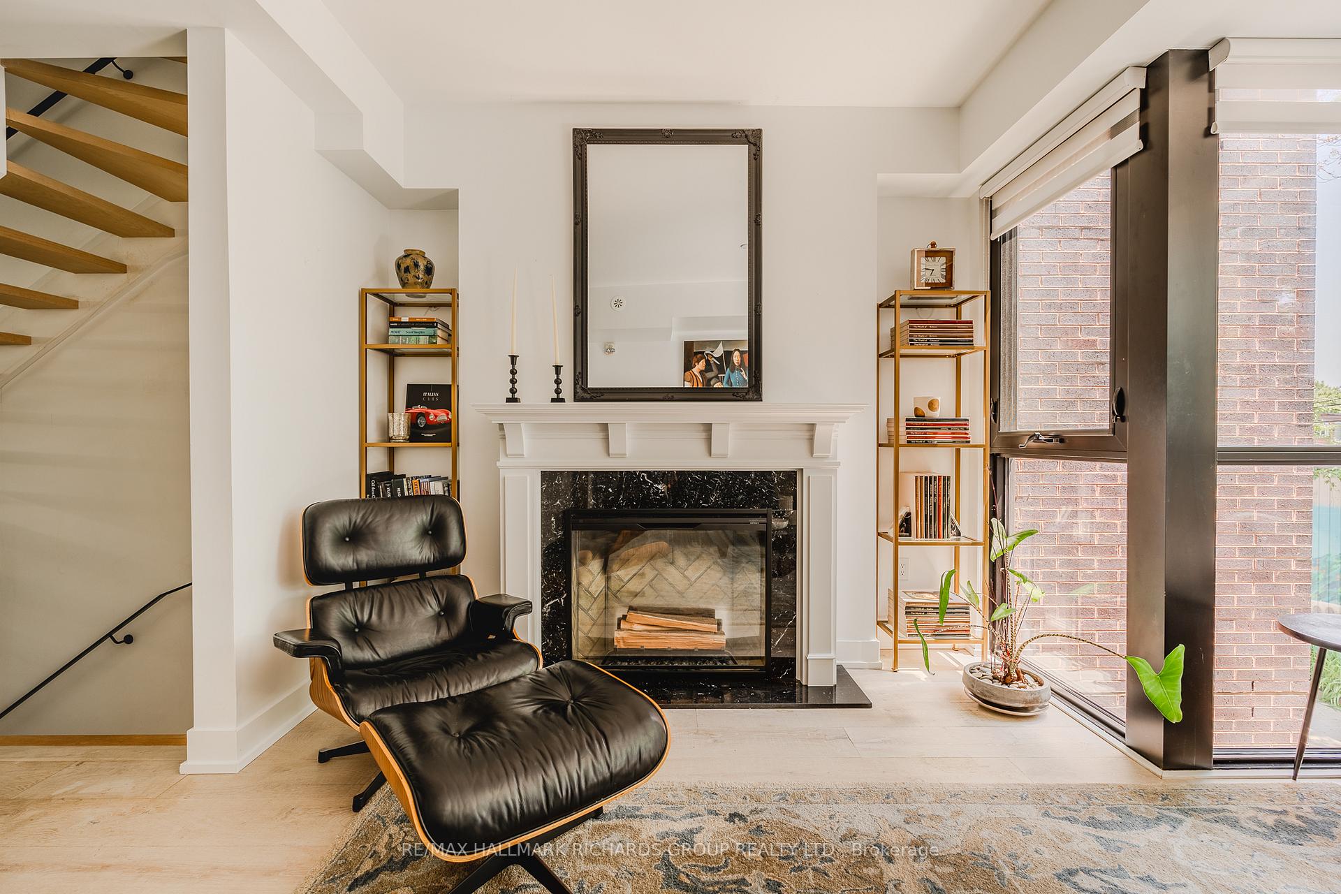 Photo 10 of Unit TH2, 1331 Queen Street E, Toronto, Greenwood-Coxwell — HOMEH
