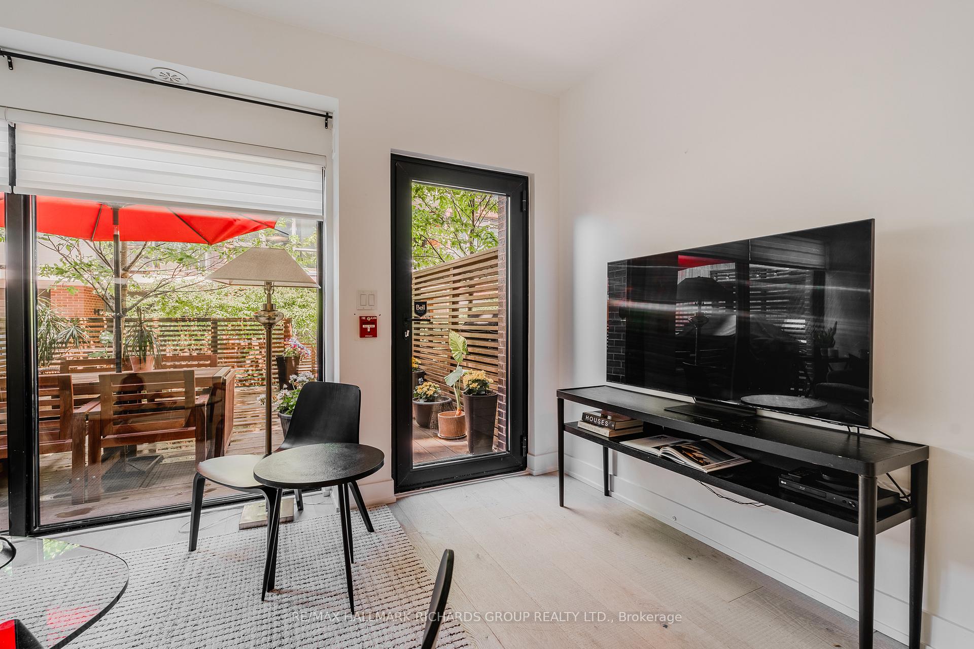 Photo 25 of Unit TH2, 1331 Queen Street E, Toronto, Greenwood-Coxwell — HOMEH
