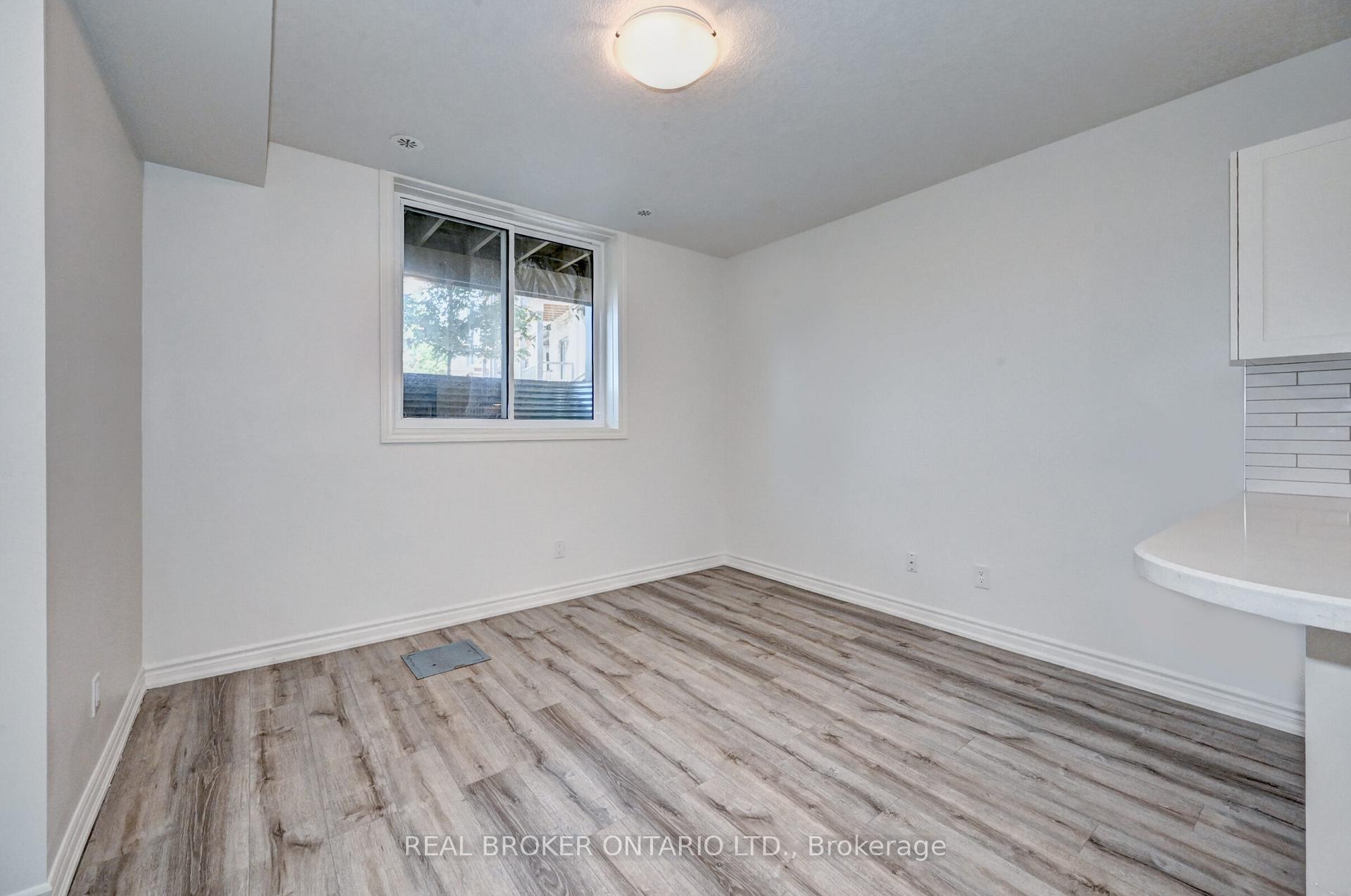 Photo 6 of Unit 8A, 164 Heiman Street, Kitchener, Southdale — HOMEH