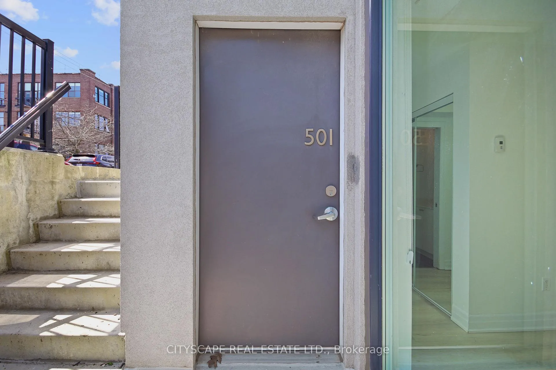 Photo 8 of Unit 501, 370 Wallace Avenue, Toronto, Dovercourt-Wallace Emerson-Junction — HOMEH