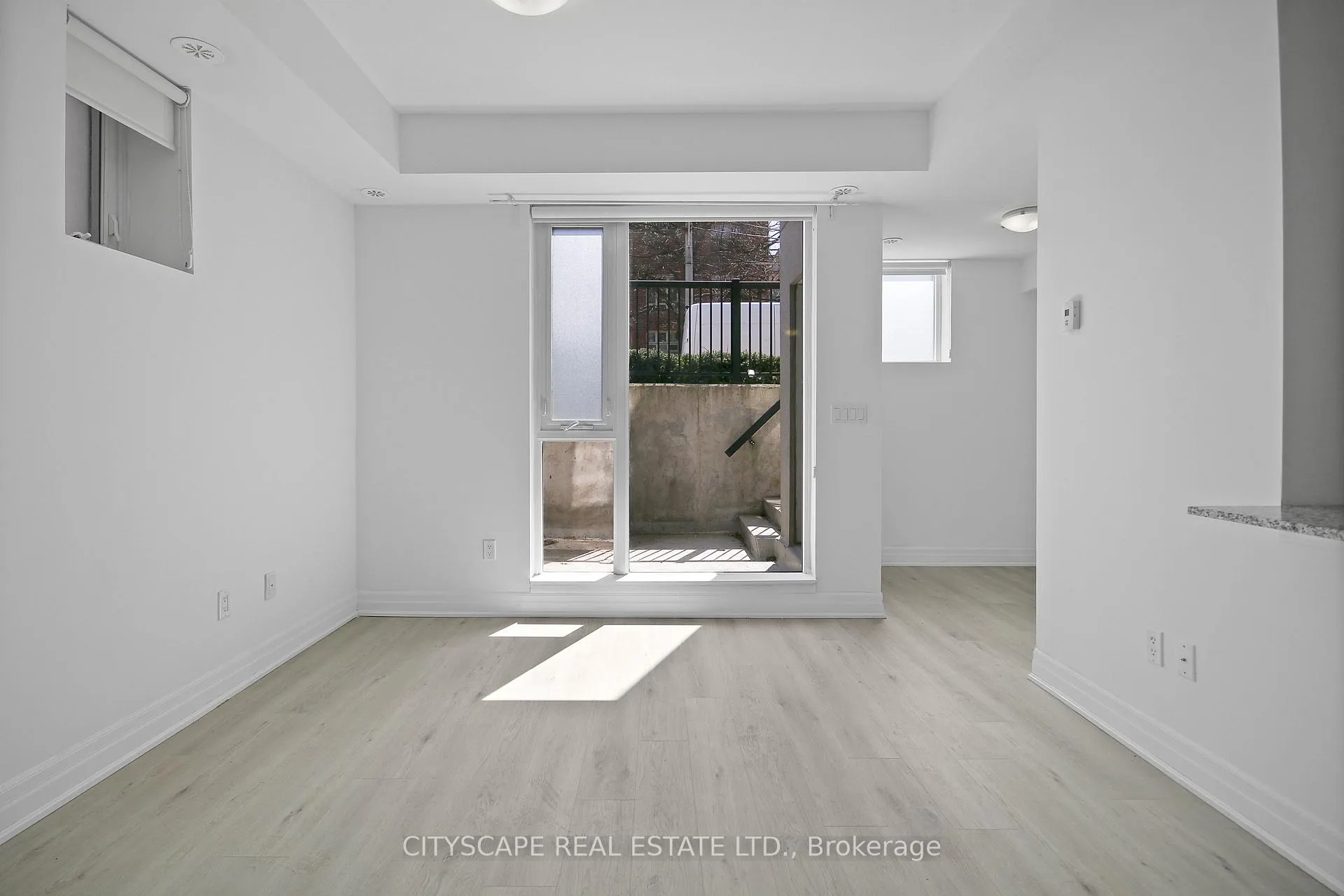 Photo 17 of Unit 501, 370 Wallace Avenue, Toronto, Dovercourt-Wallace Emerson-Junction — HOMEH