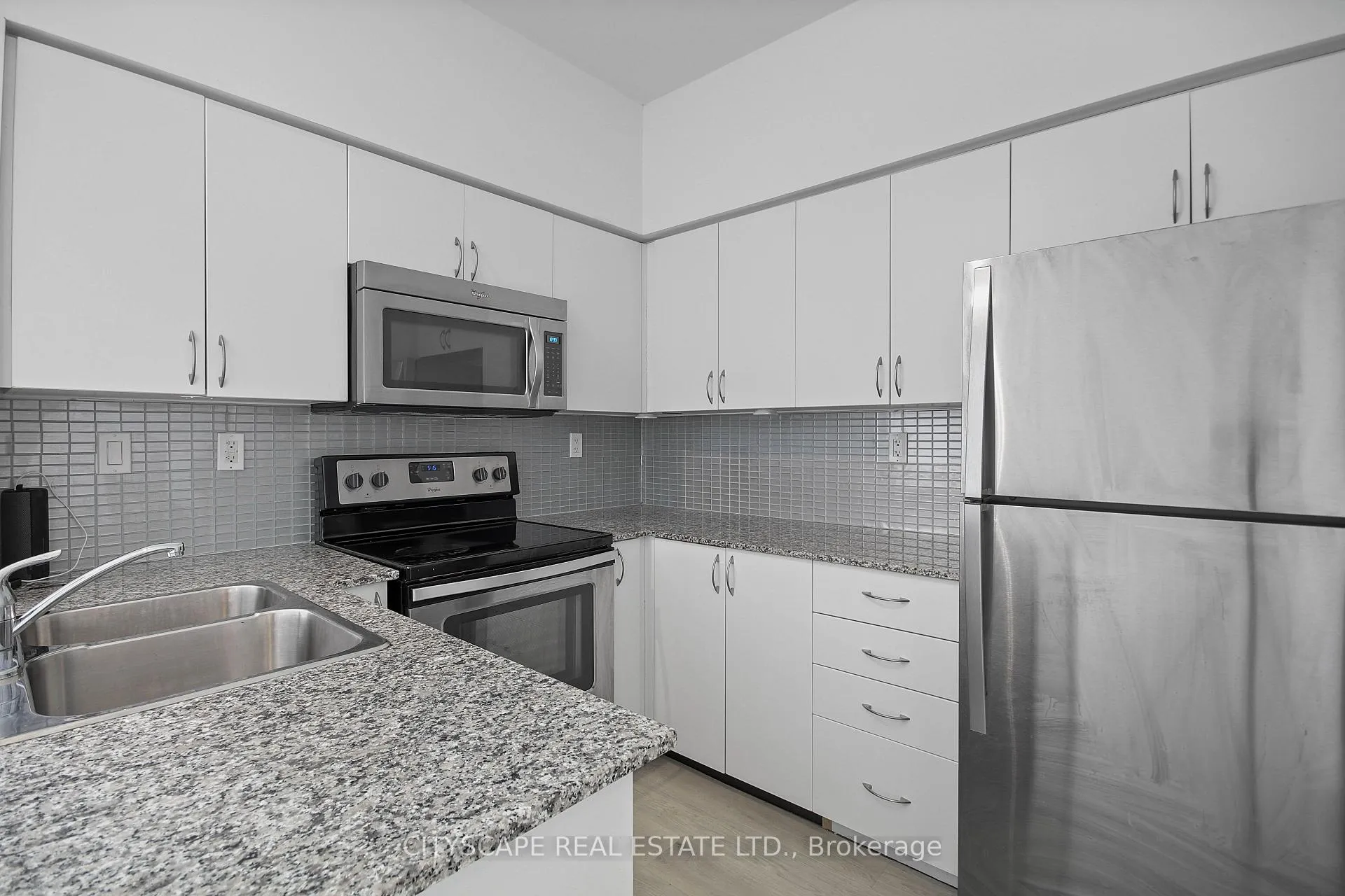 Photo 19 of Unit 501, 370 Wallace Avenue, Toronto, Dovercourt-Wallace Emerson-Junction — HOMEH
