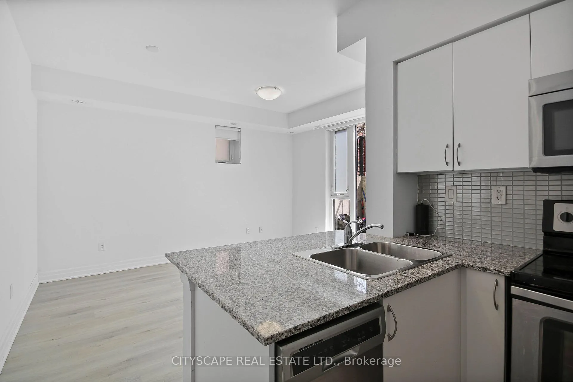Photo 20 of Unit 501, 370 Wallace Avenue, Toronto, Dovercourt-Wallace Emerson-Junction — HOMEH