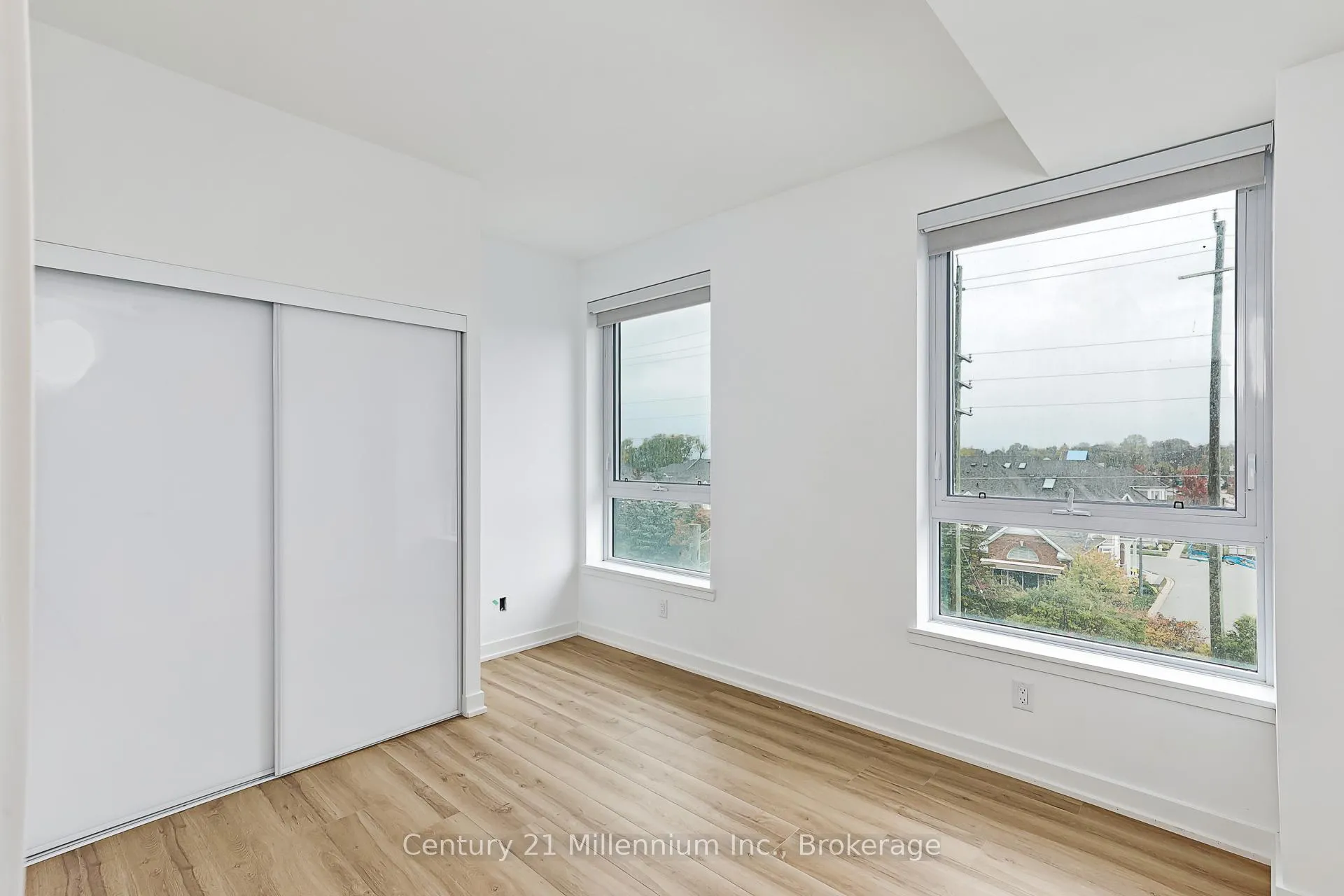 Photo 10 of Unit 306, 31 Huron Street, Collingwood — HOMEH