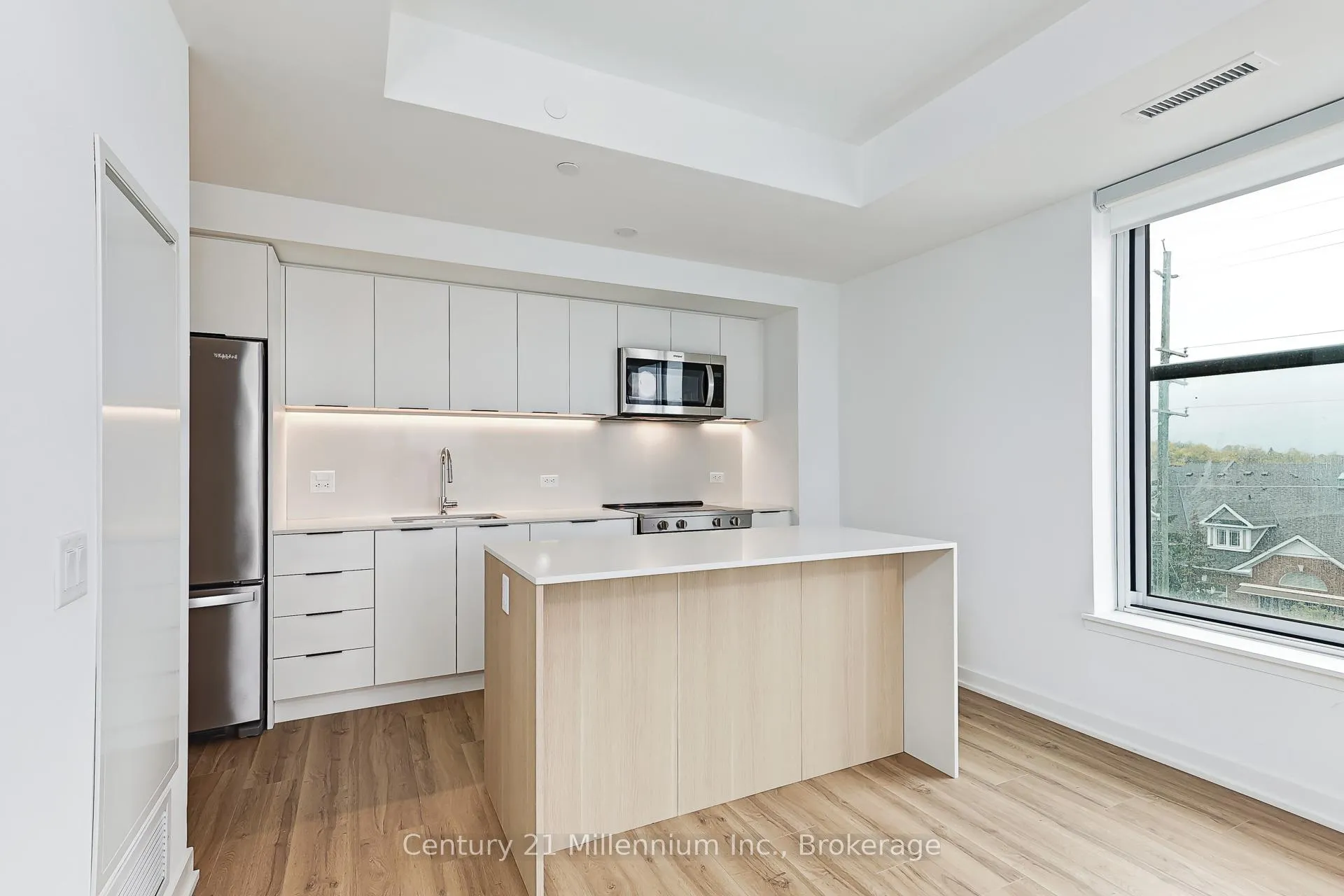 Photo 14 of Unit 306, 31 Huron Street, Collingwood — HOMEH