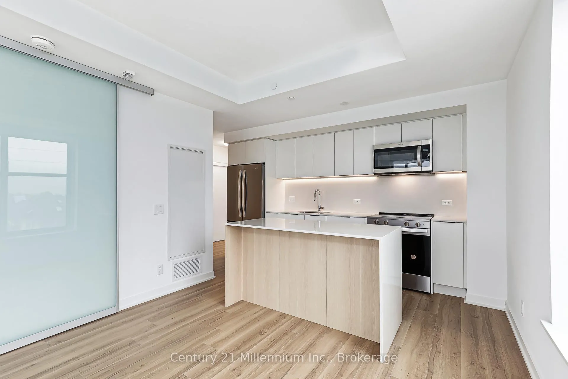 Photo 15 of Unit 306, 31 Huron Street, Collingwood — HOMEH