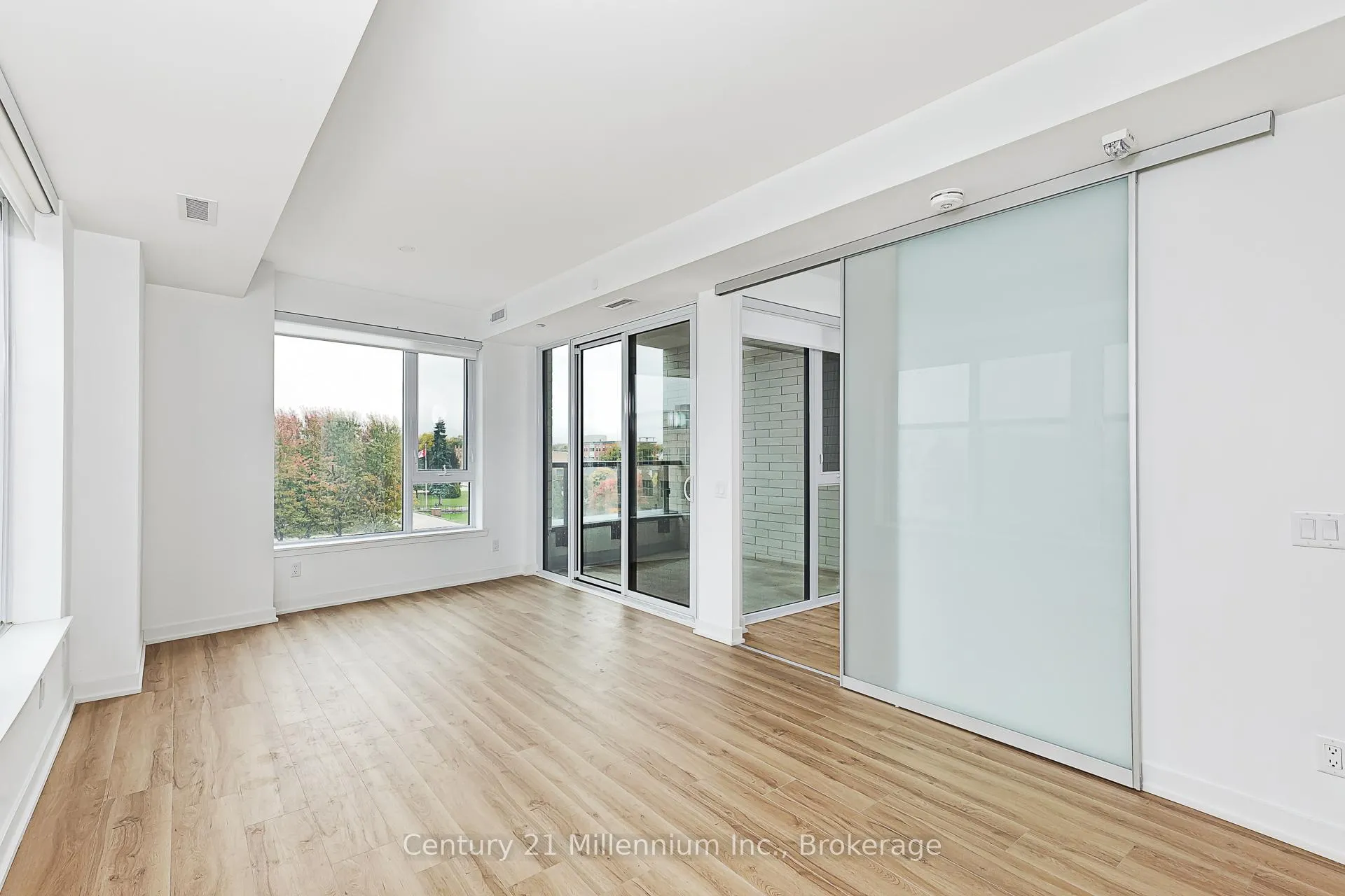 Photo 18 of Unit 306, 31 Huron Street, Collingwood — HOMEH