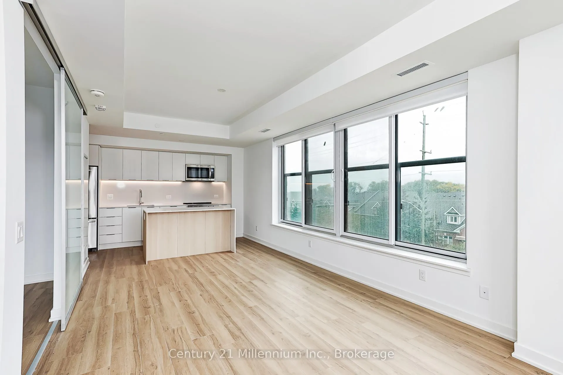 Photo 20 of Unit 306, 31 Huron Street, Collingwood — HOMEH
