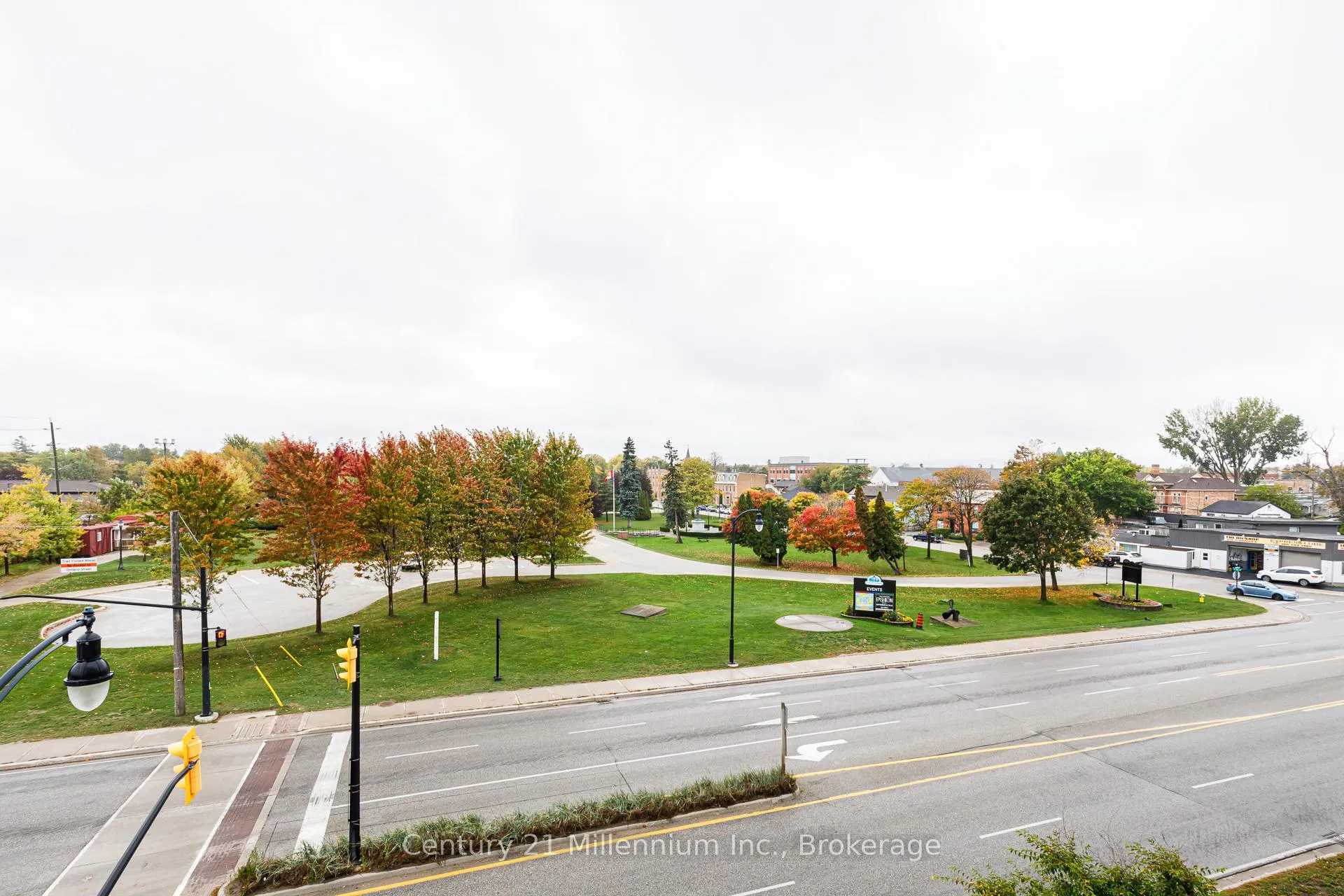 Photo 29 of Unit 306, 31 Huron Street, Collingwood — HOMEH