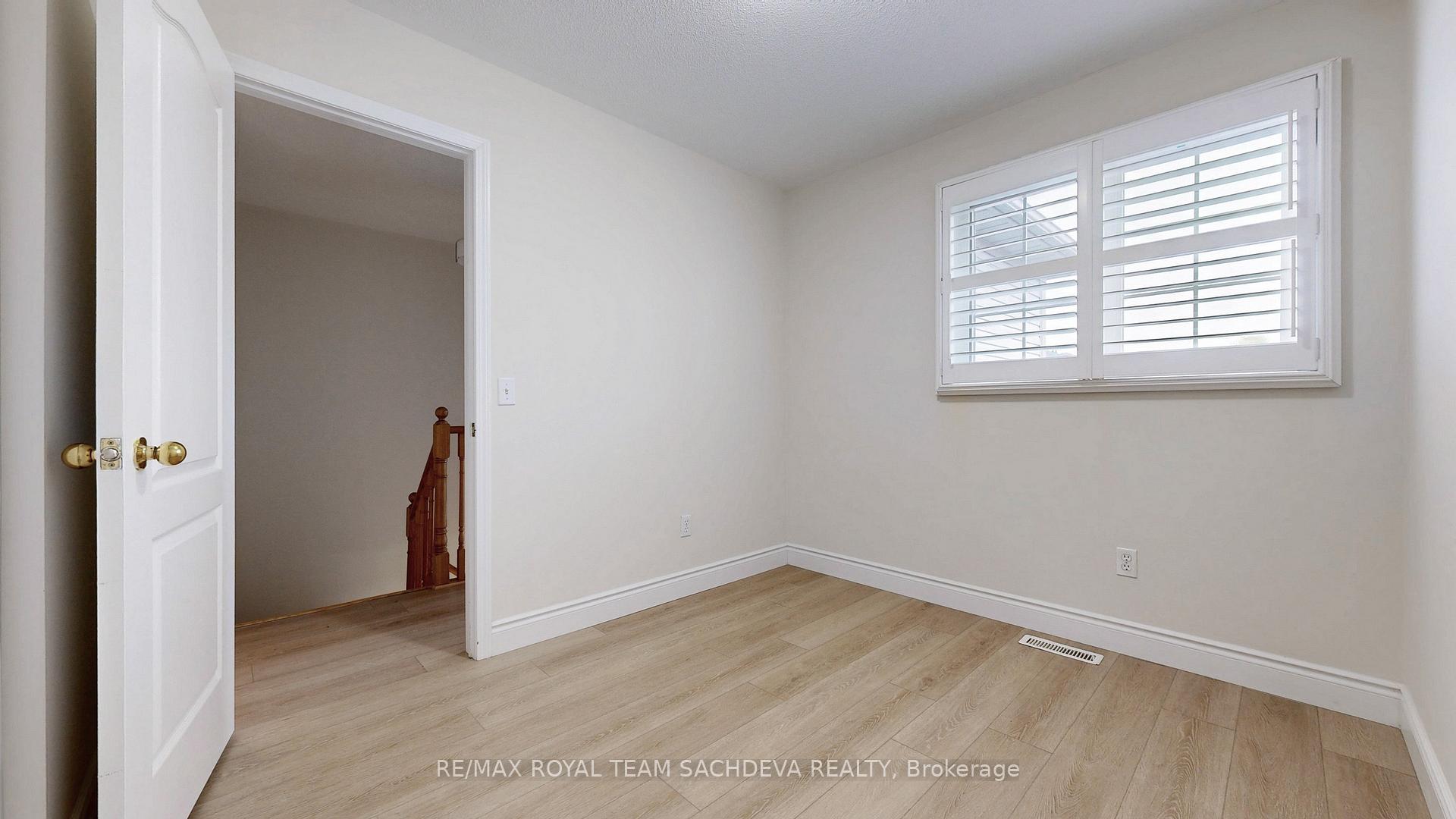 Photo 30 of 84 Greengrove Way, Whitby, Rolling Acres — HOMEH