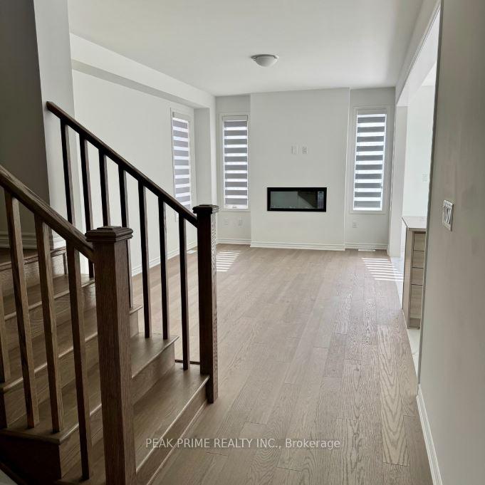 Photo 2 of 369 Reid Drive, Barrie, Rural Barrie Southwest — HOMEH