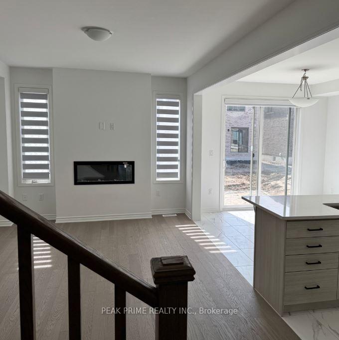 Photo 3 of 369 Reid Drive, Barrie, Rural Barrie Southwest — HOMEH
