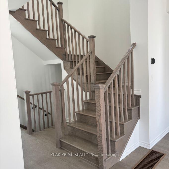 Photo 10 of 369 Reid Drive, Barrie, Rural Barrie Southwest — HOMEH