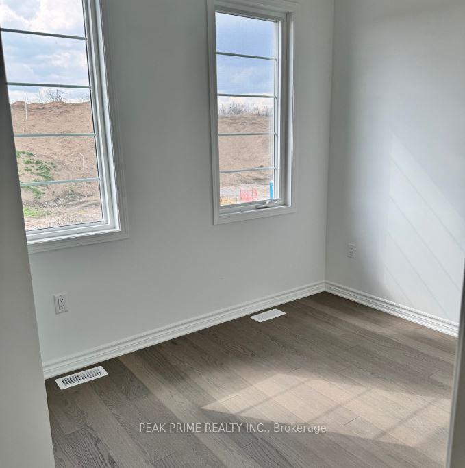 Photo 21 of 369 Reid Drive, Barrie, Rural Barrie Southwest — HOMEH
