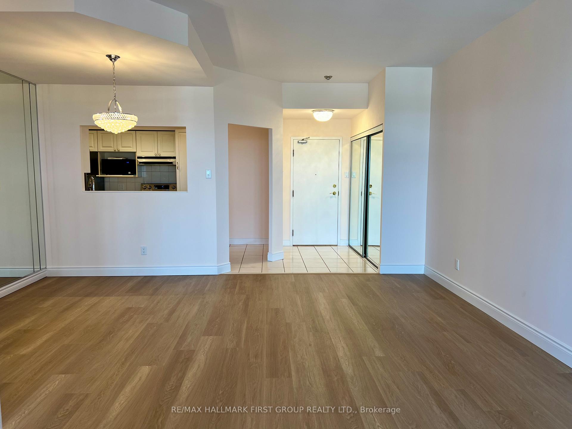 Photo 4 of Unit PH19, 1880 Valley Farm Road, Pickering, Town Centre — HOMEH