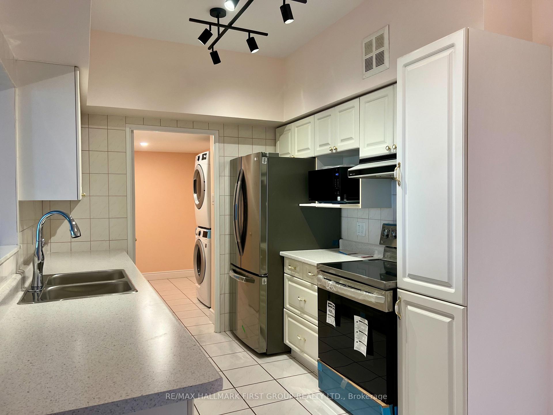 Photo 5 of Unit PH19, 1880 Valley Farm Road, Pickering, Town Centre — HOMEH