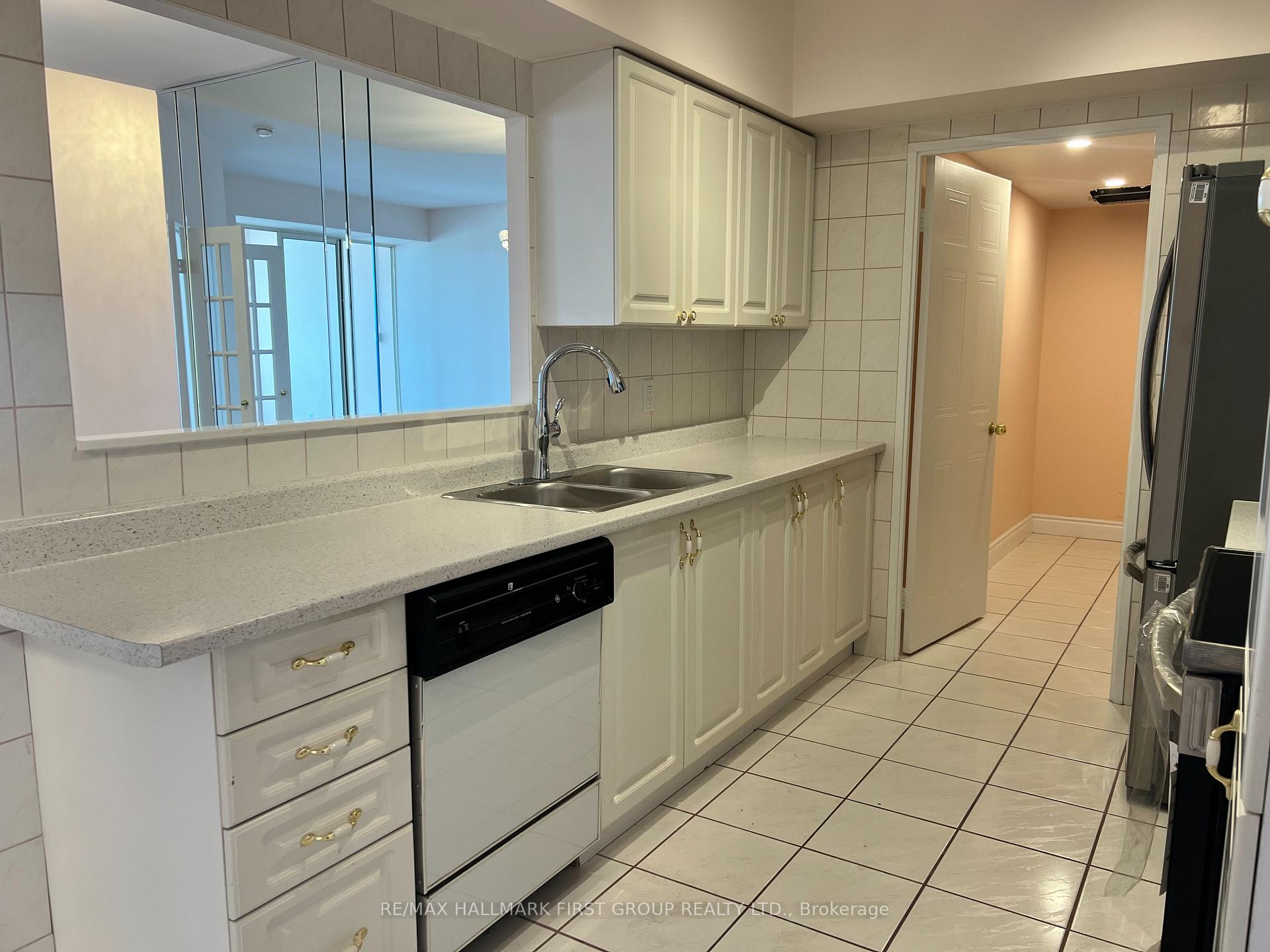 Photo 6 of Unit PH19, 1880 Valley Farm Road, Pickering, Town Centre — HOMEH