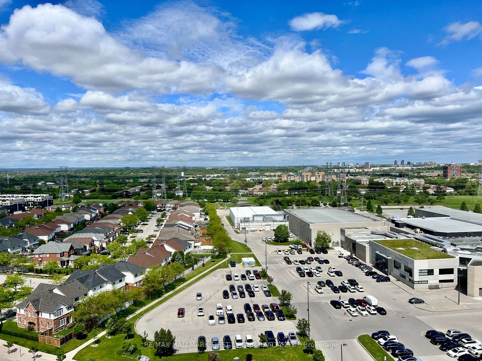 Photo 15 of Unit PH19, 1880 Valley Farm Road, Pickering, Town Centre — HOMEH