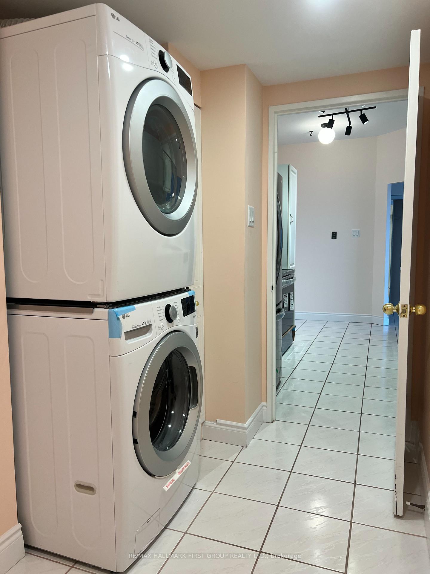 Photo 23 of Unit PH19, 1880 Valley Farm Road, Pickering, Town Centre — HOMEH