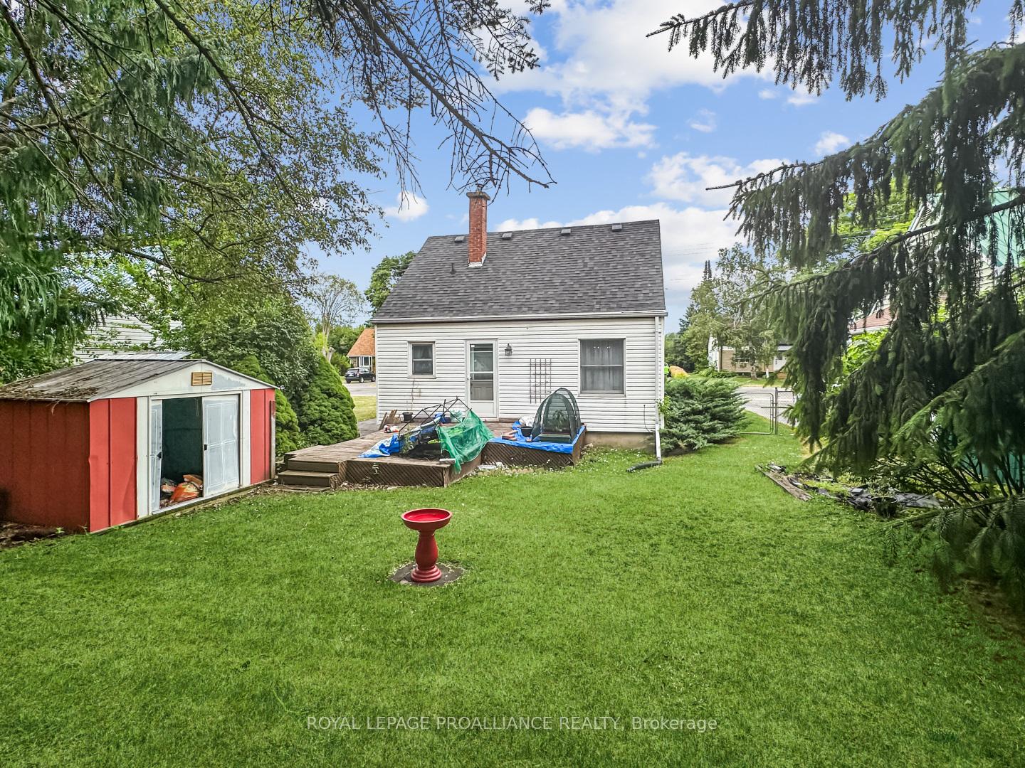 Photo 18 of 215 Pine Street, Belleville, Belleville Ward — HOMEH