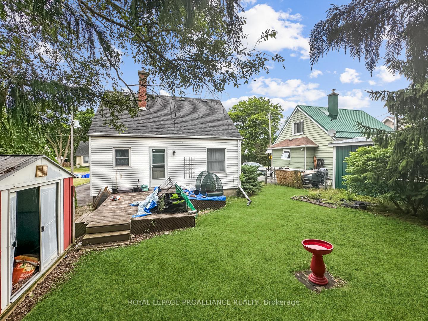 Photo 19 of 215 Pine Street, Belleville, Belleville Ward — HOMEH